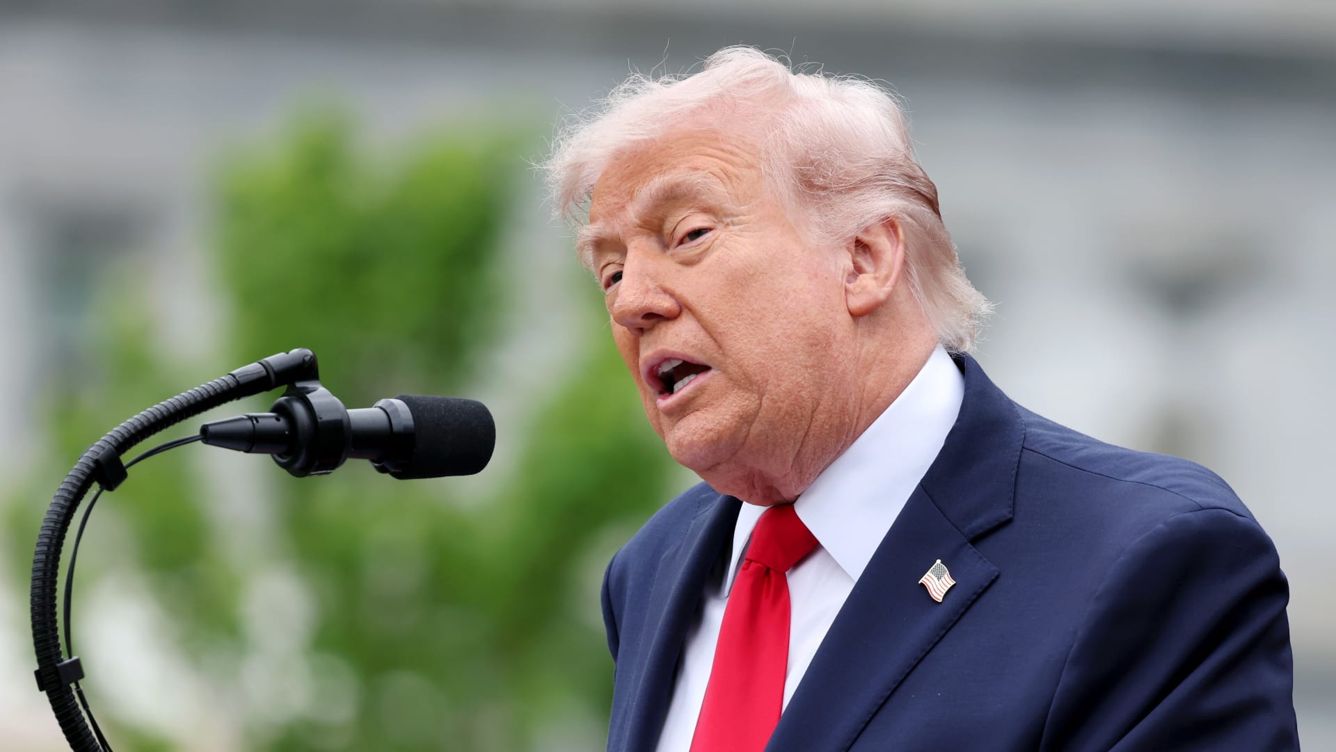 مصدر: ترامب يستمع الخميس إلى الخيارات العسكرية بشأن إيران ويسعى إلى إخضاعها اقتصاديا