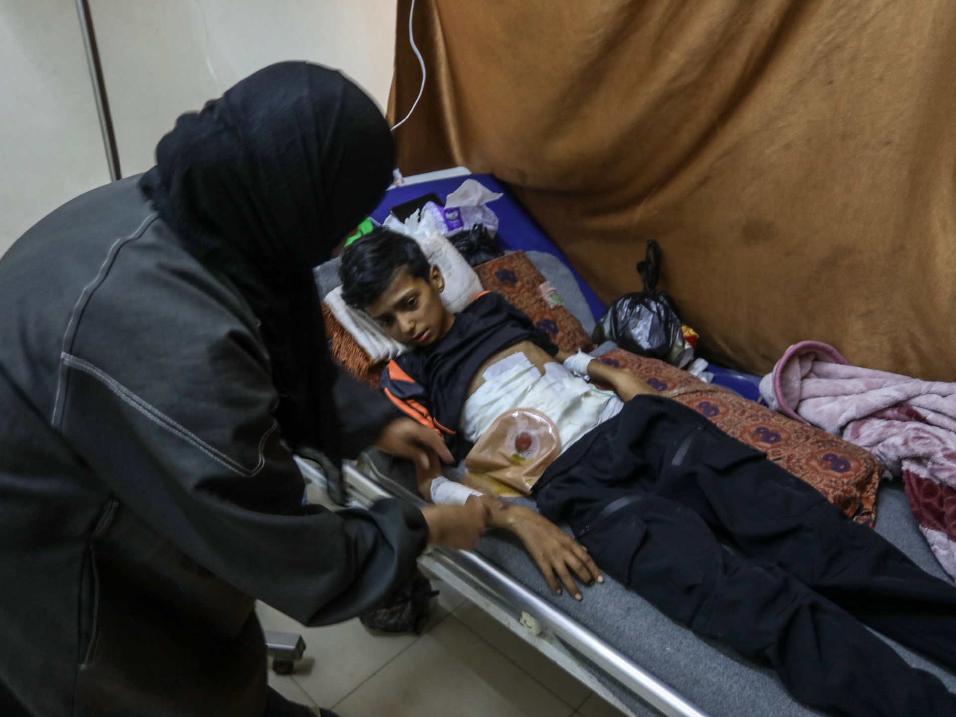 استشهاد شقيقين فلسطينيين وإصابة 3 في استهدافات إسرائيلية بغزة