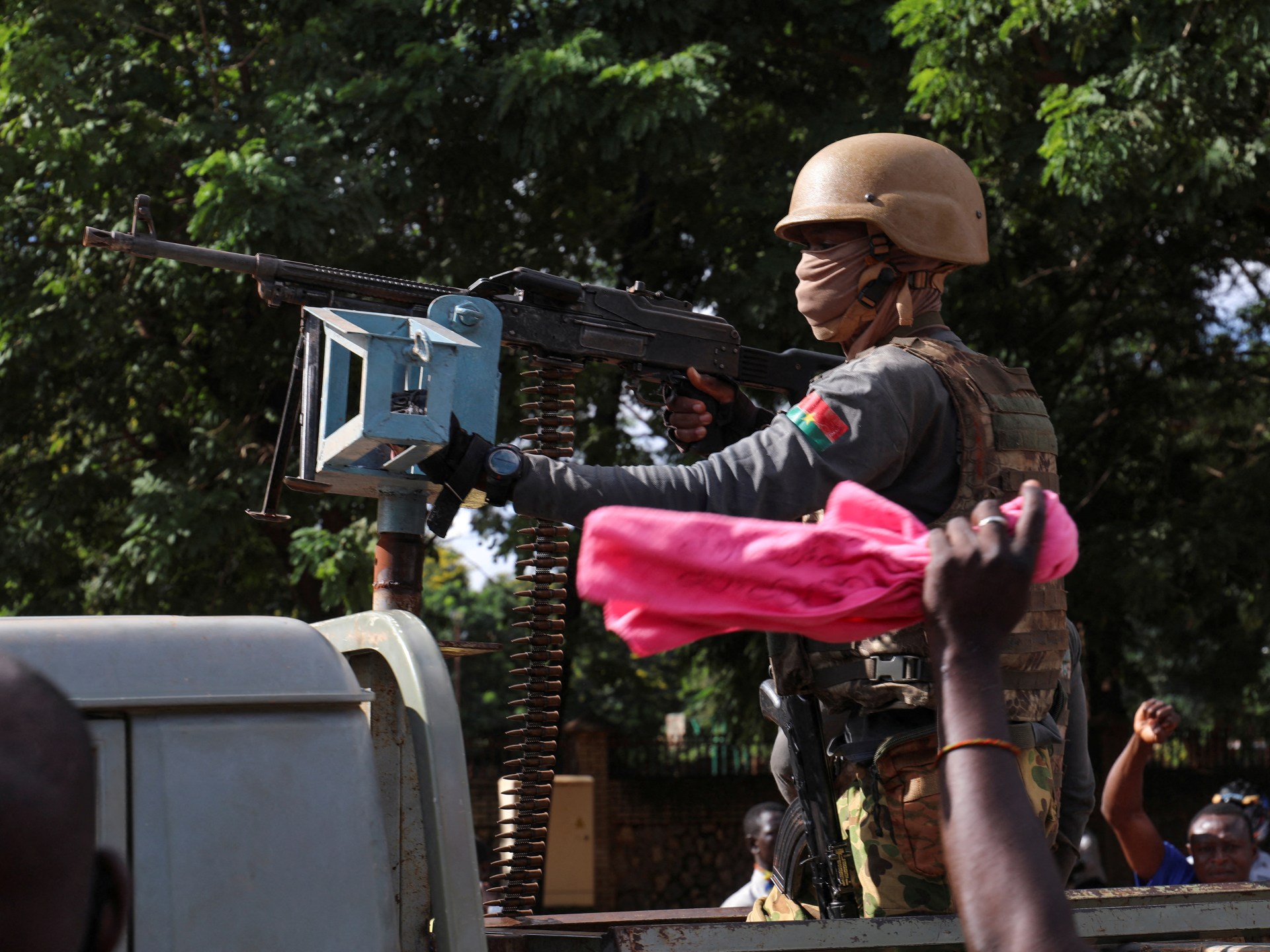 منظمة حقوقية ترسم صورة صادمة لمجازر وانتهاكات في بوركينا فاسو والحكومة تكذبها