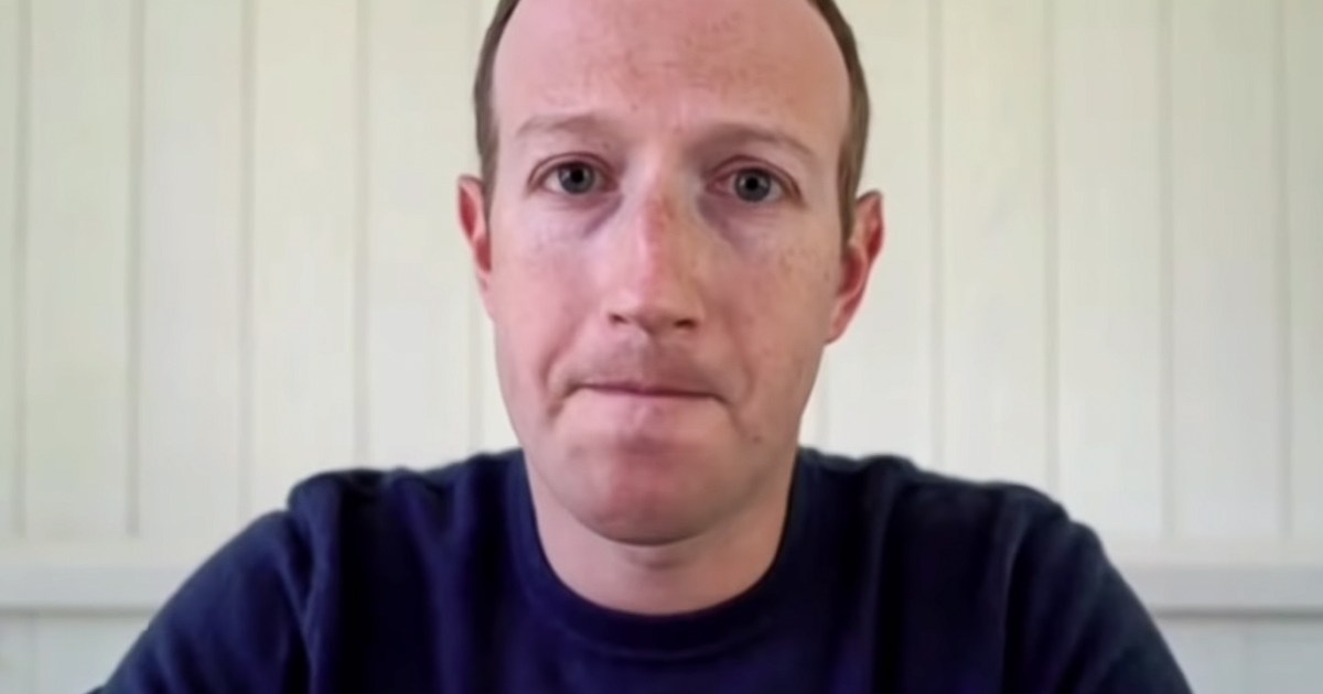 زوكربيرغ "يستنسخ نفسه" بالذكاء الاصطناعي ليتابع عمل موظفيه