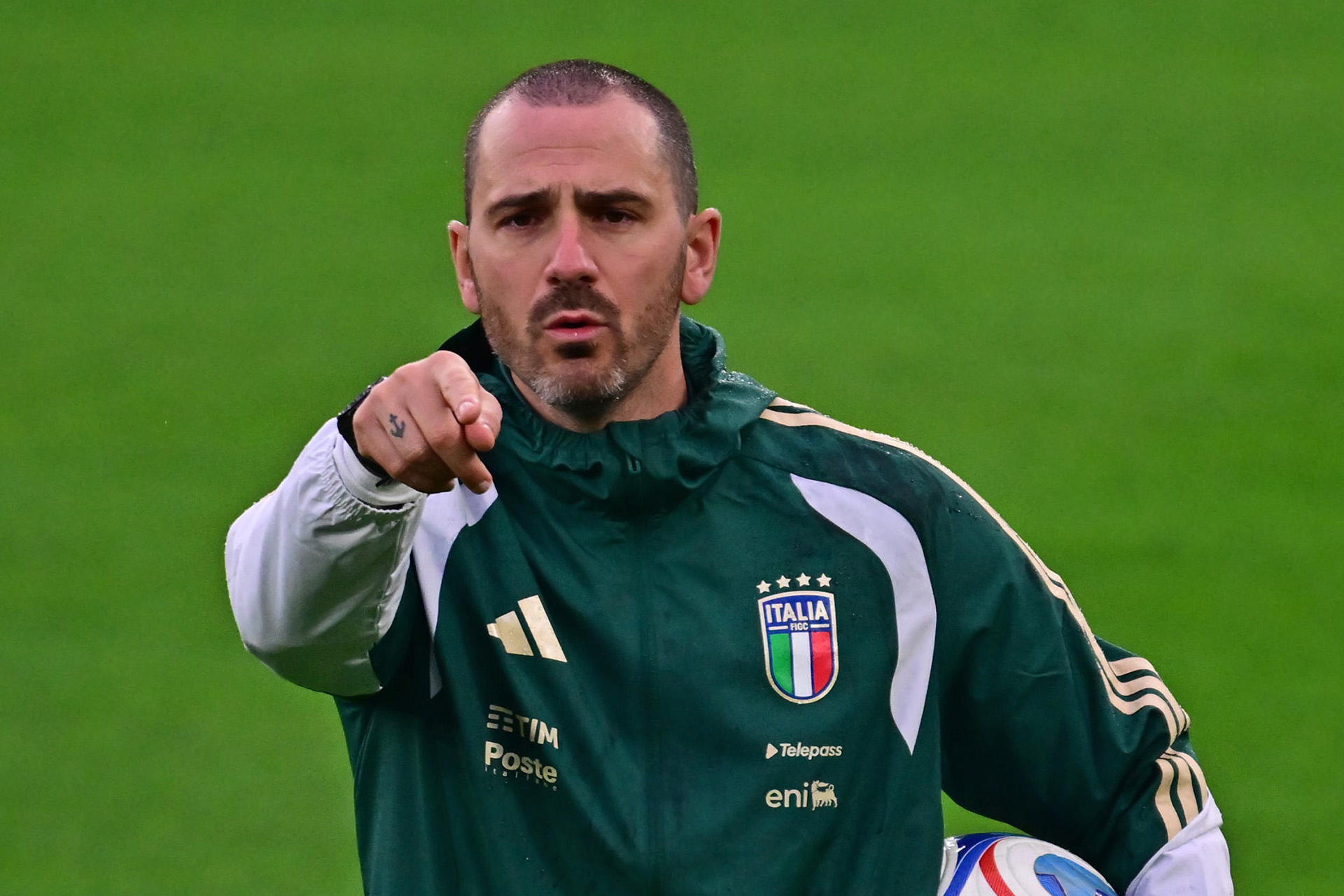 بونوتشي يحدد "المنقذ" الوحيد لمنتخب إيطاليا