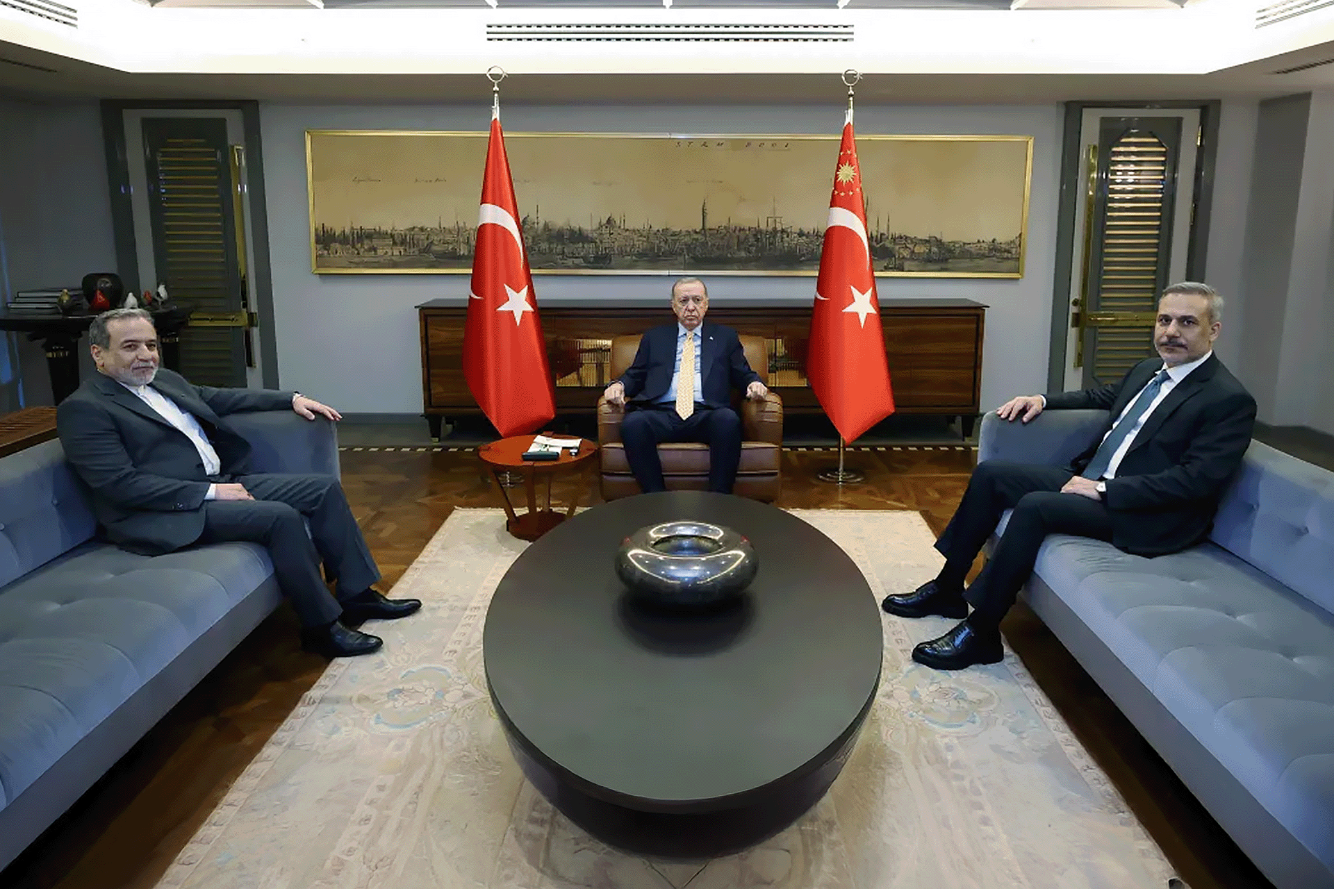 3 هواجس لدى أنقرة.. كيف تهدد حرب إيران معادلة الأمن التركي؟