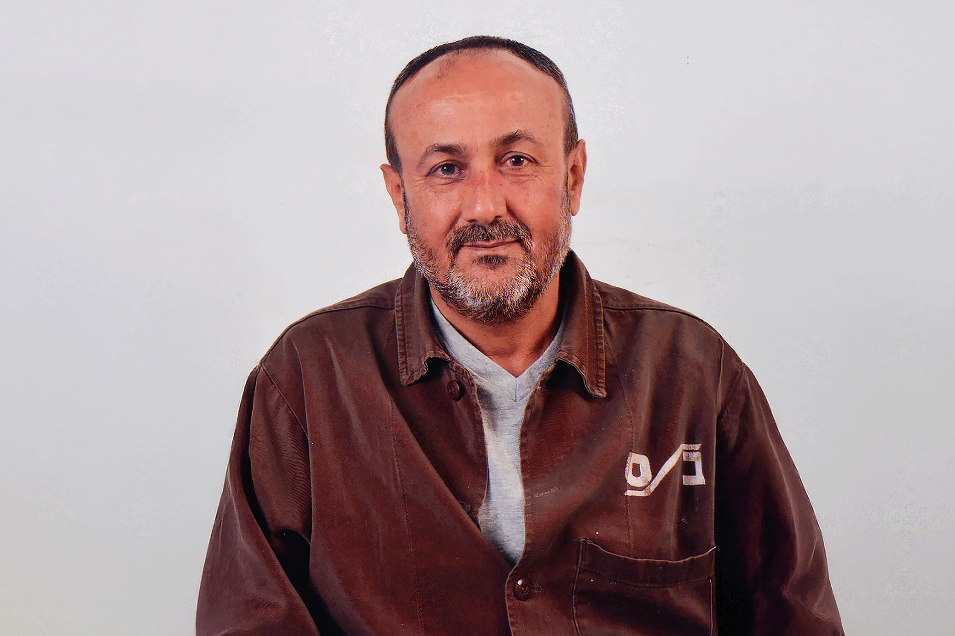 "نزيف وإصابات".. حملة البرغوثي تكشف عن اعتداءات بحقه في سجون الاحتلال