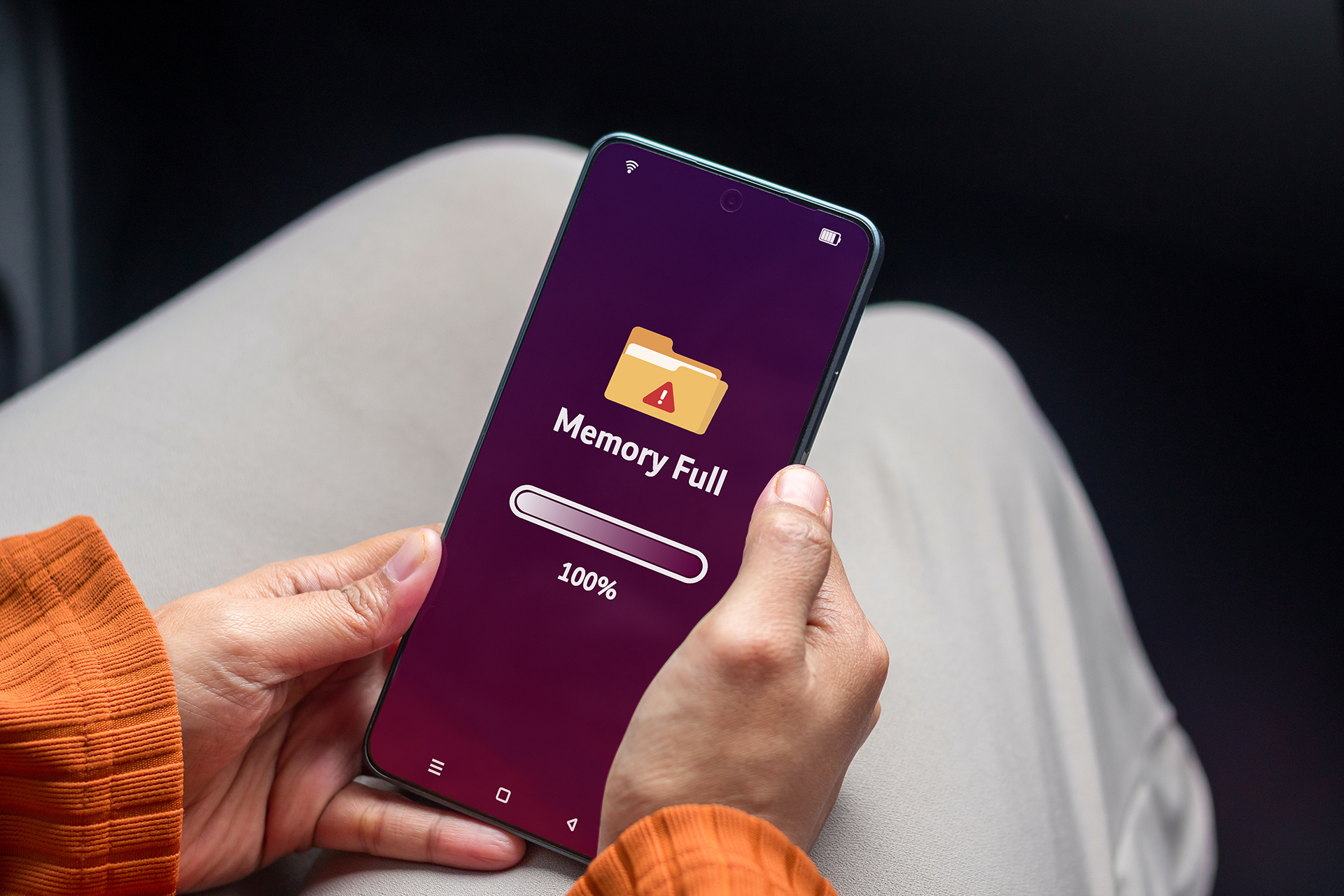 تطبيقات تلتهم ذاكرة هاتفك بصمت.. ما هي وكيف تتصرف؟