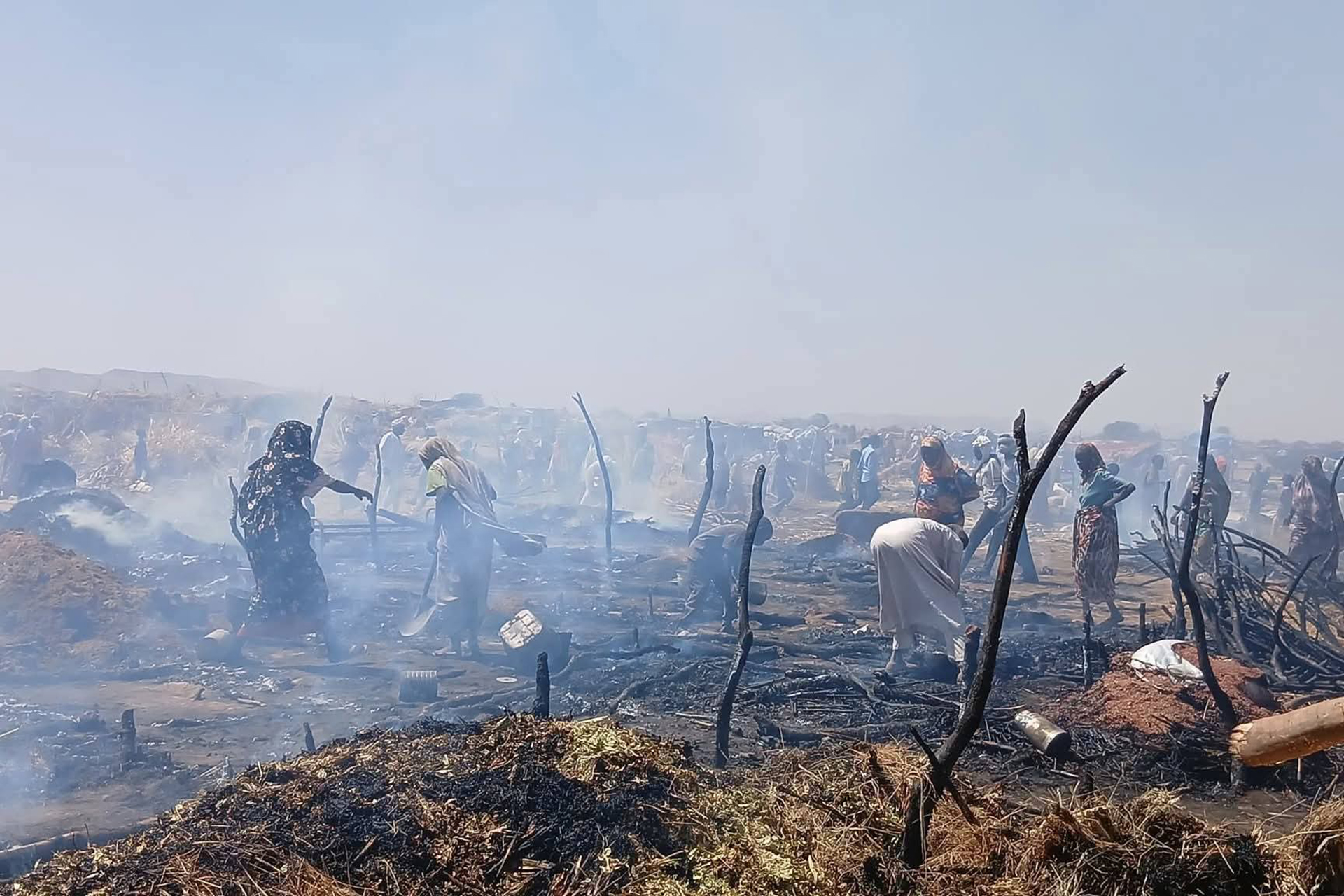 نازحو شمال دارفور.. فرّوا من الحرب فهاجمتهم الحرائق