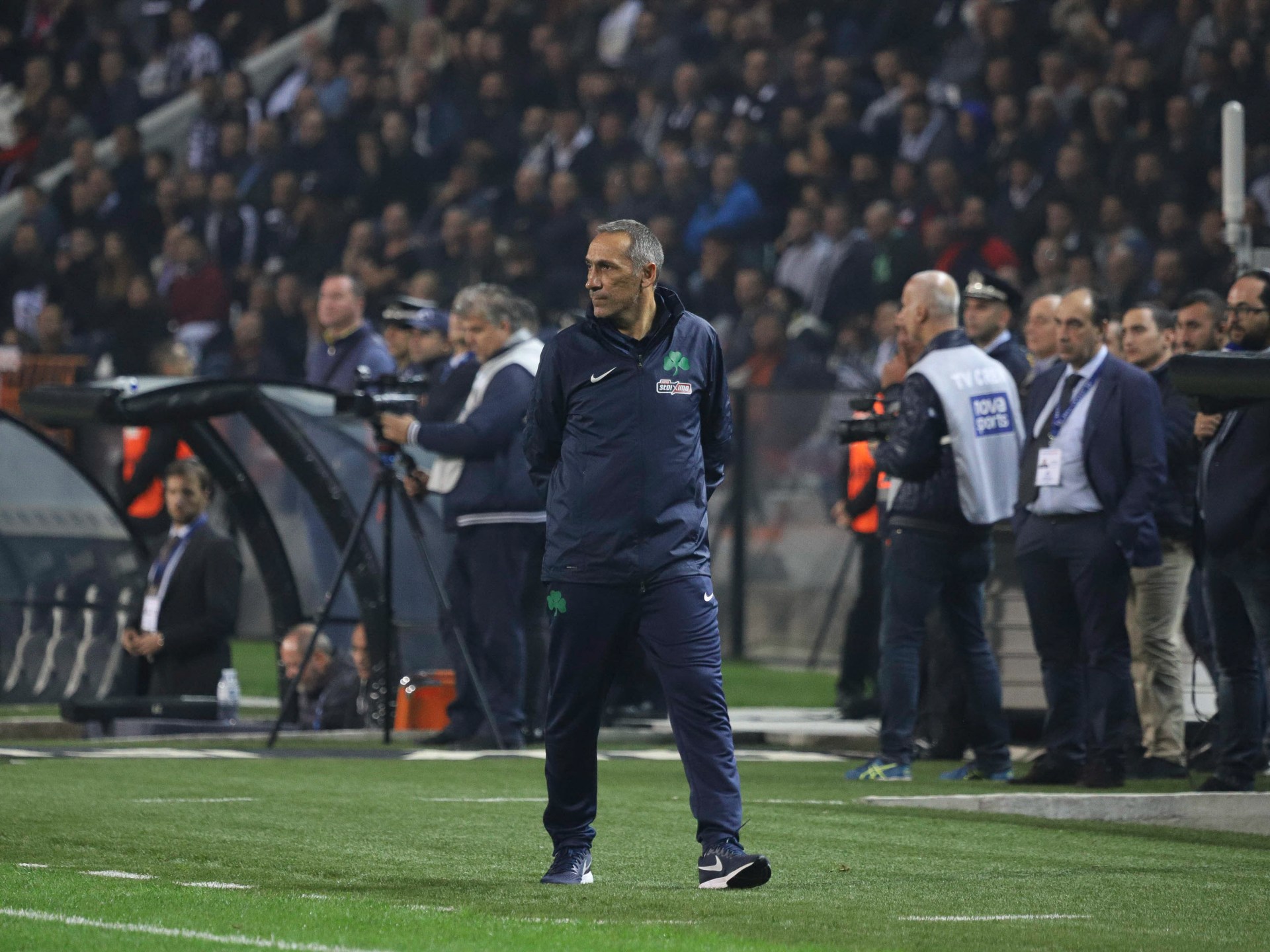 لماذا وثق الاتحاد السعودي في دونيس لقيادة الأخضر قبل المونديال؟