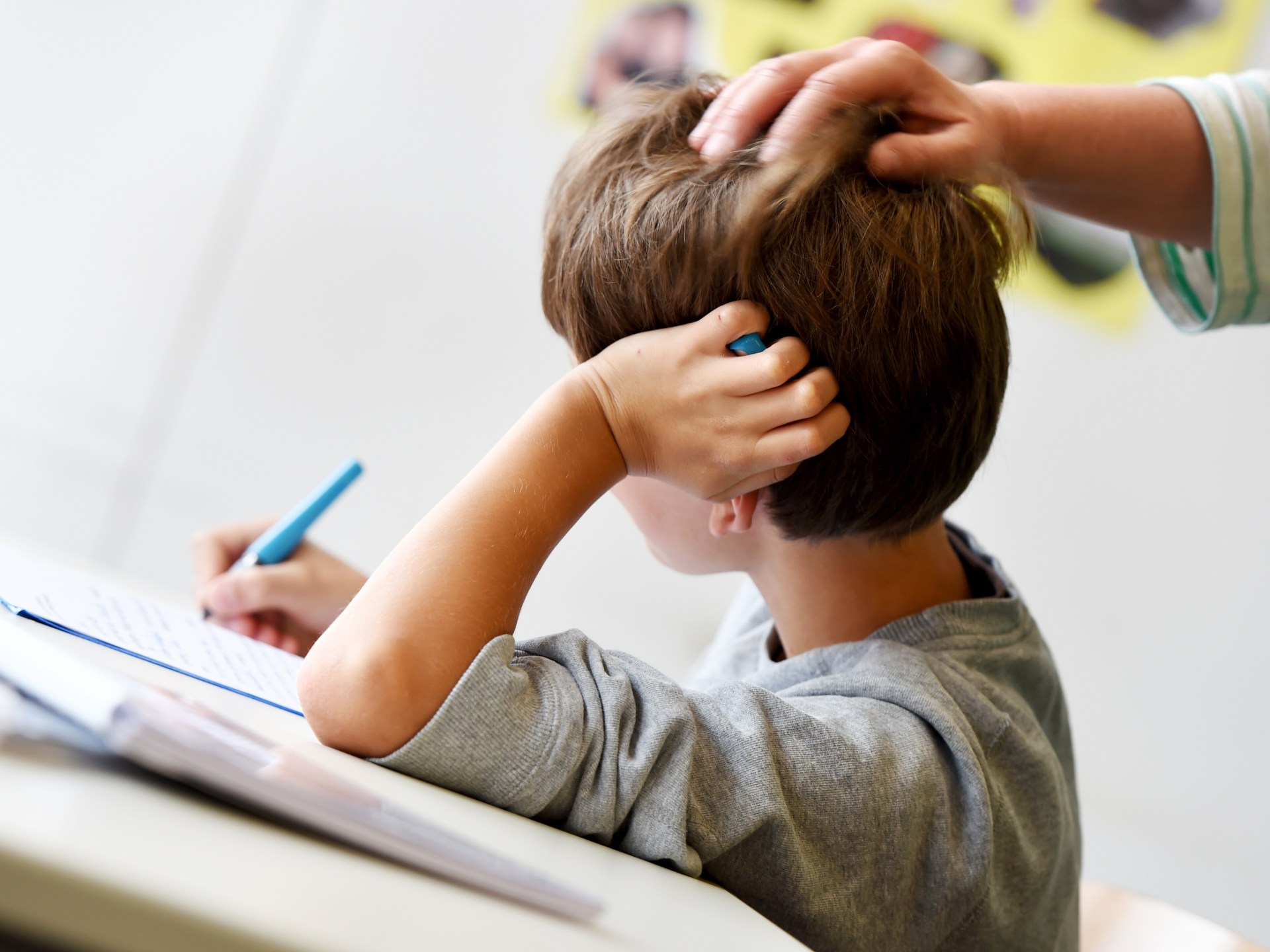 علامات ابنك تراجعت؟ 5 خطوات ذكية تقلب نتائجه قبل فوات الأوان