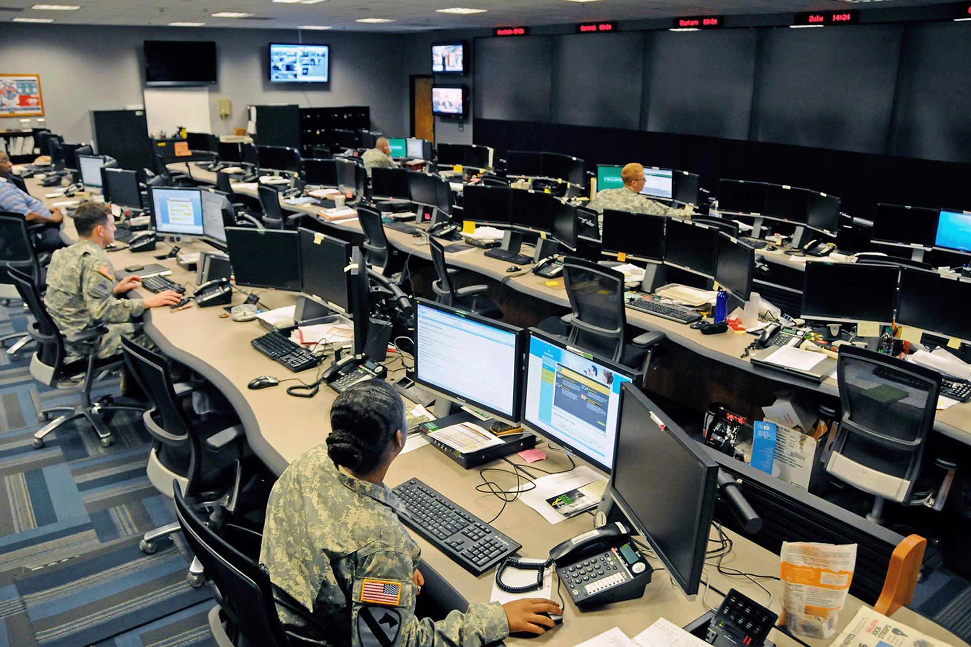 "يعمل كالسحر".. كيف يدير مشروع ميفين الضربات الأمريكية على إيران؟