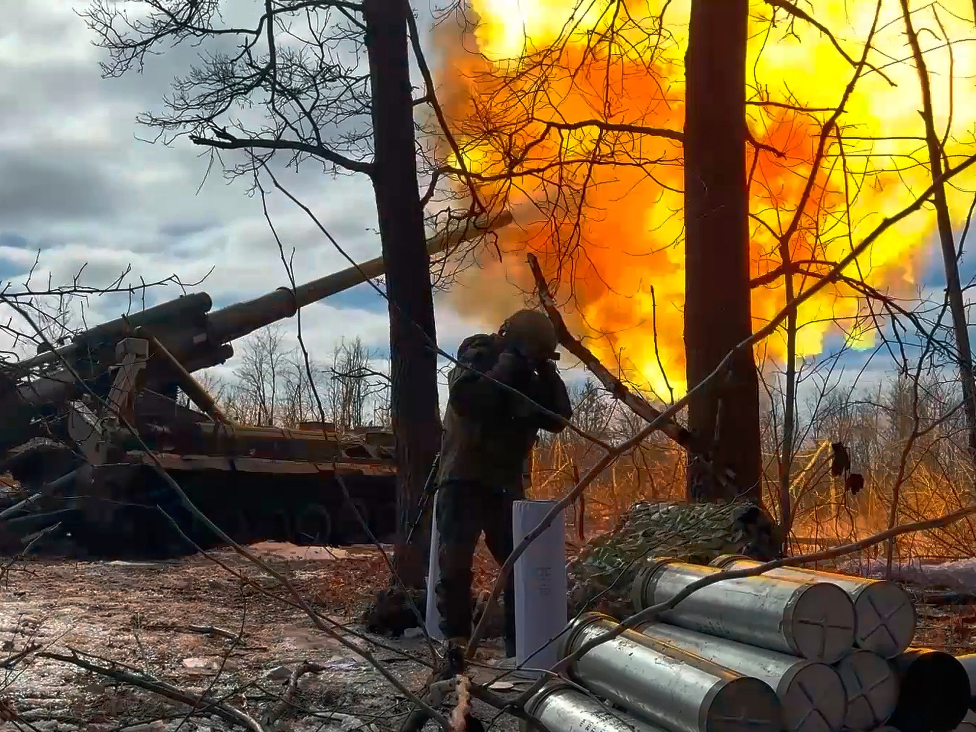 بوتين يعلن هدنة مؤقتة في أوكرانيا بمناسبة عيد الفصح وكييف تشترط