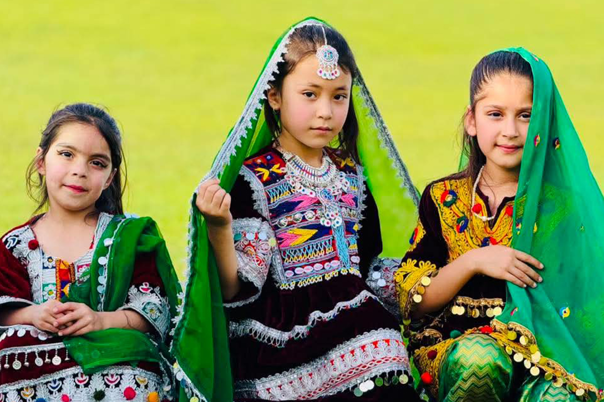 دشت آبدان.. حيث تعود العائلات إلى الطبيعة مع أول نسمة ربيع