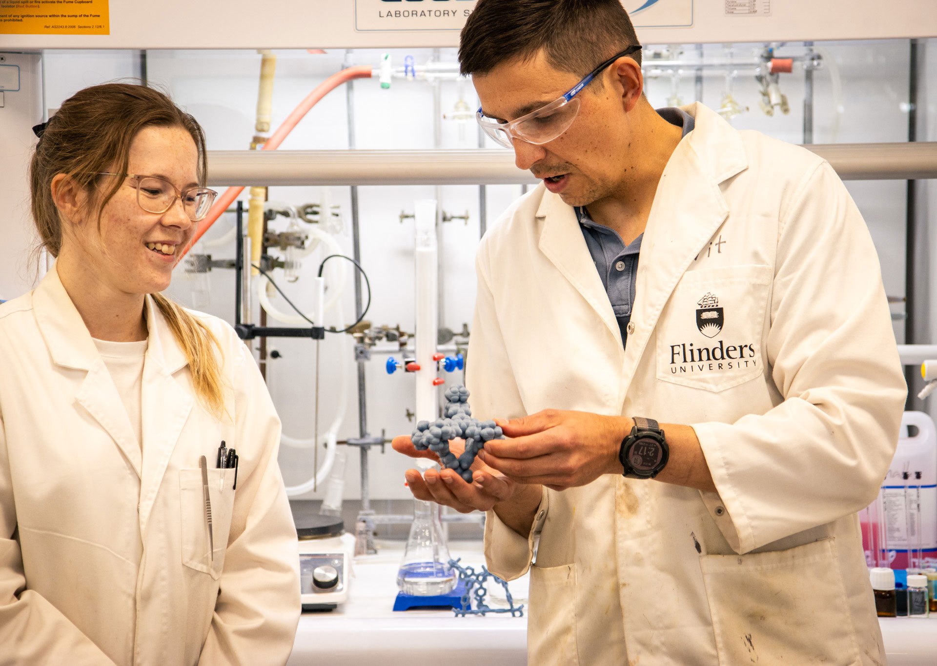 علماء يبتكرون "مصفاة" تقضي على كل المواد الأبدية في صنبورك تقريبا