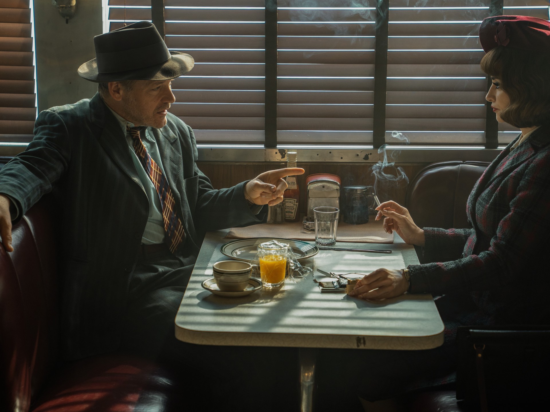 فيلم "العروس".. قراءة فنية جديدة لفرانكشتاين