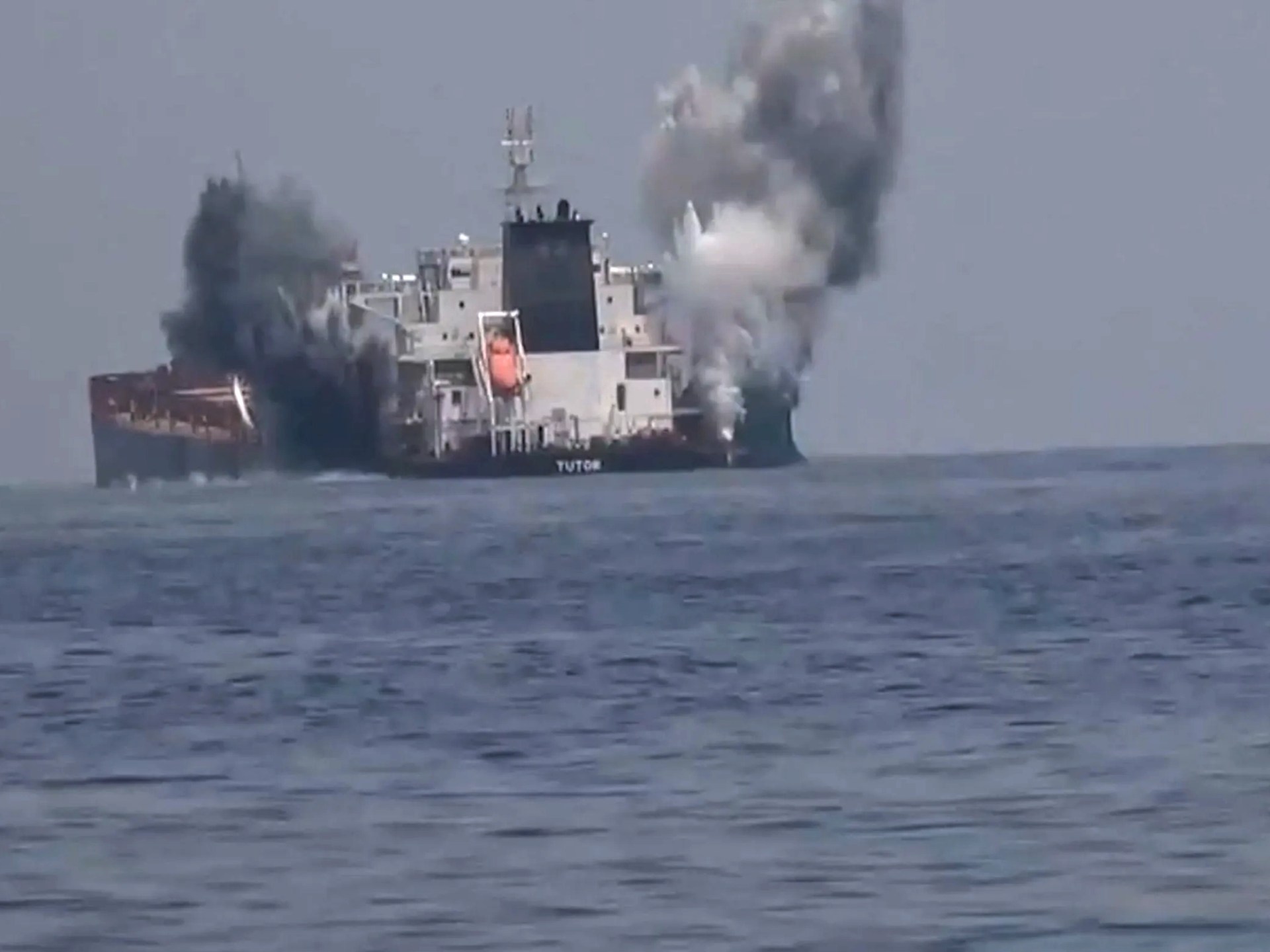 ماذا سيحصل إن أغلق حلفاء إيران باب المندب؟