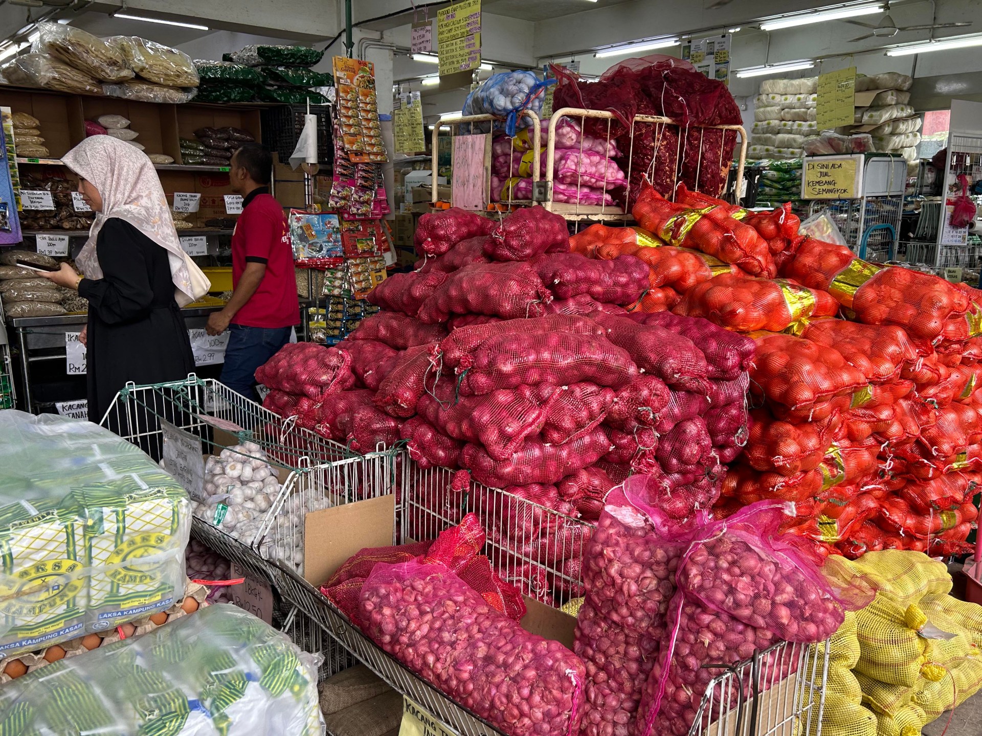 كيف تأثر الاقتصاد الماليزي بتداعيات حرب إيران؟