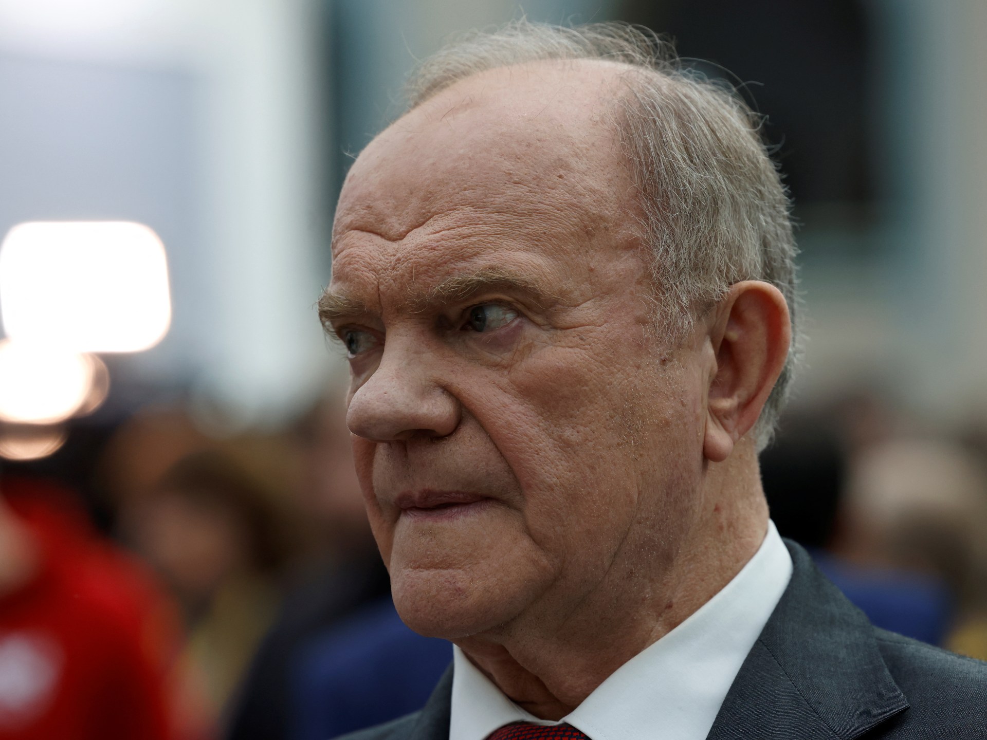 سياسي روسي بارز يحذر من ثورة بسبب تدهور اقتصاد البلاد