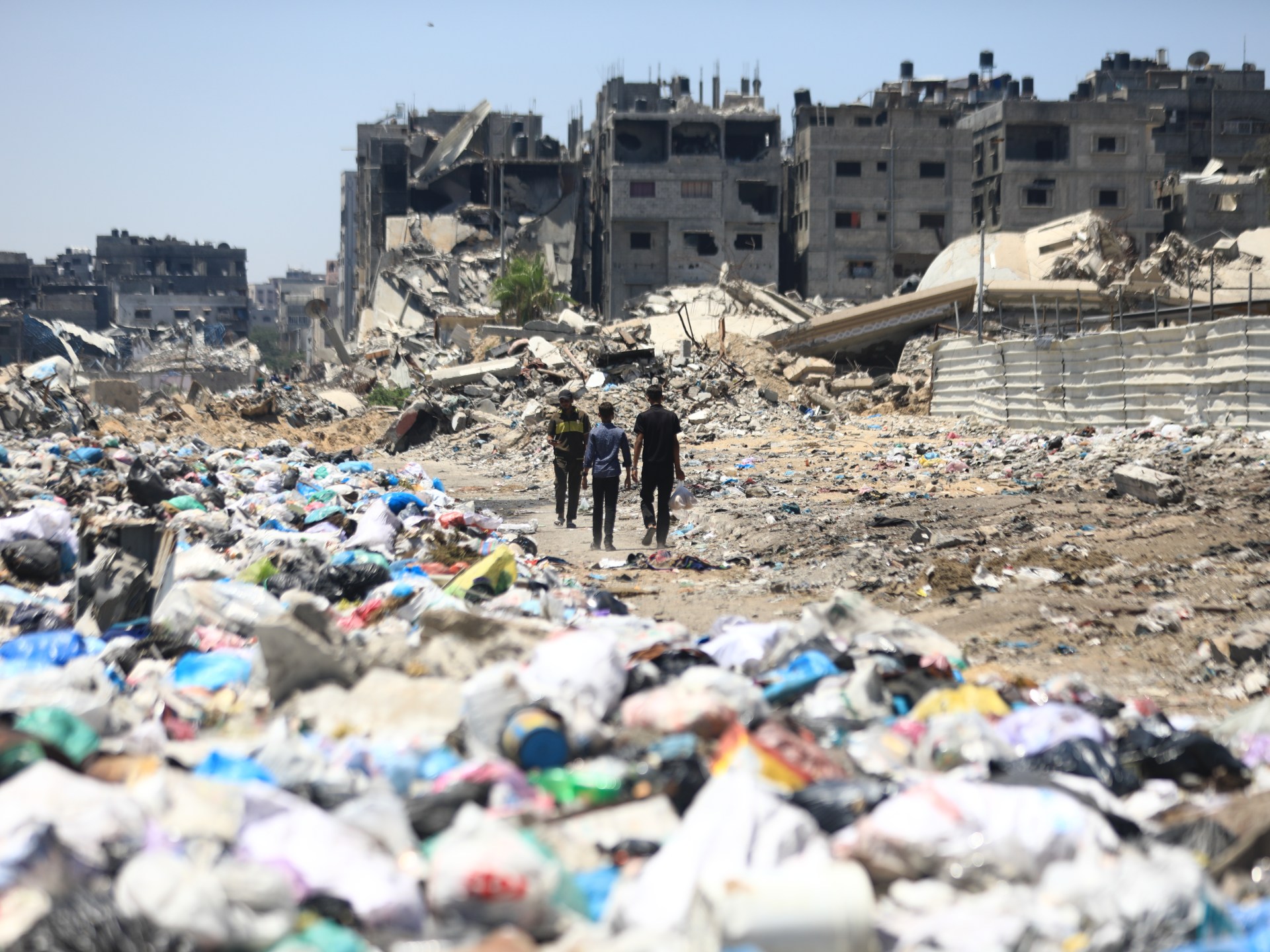 17 ألف إصابة بين نازحي غزة بسبب القوارض والطفيليات