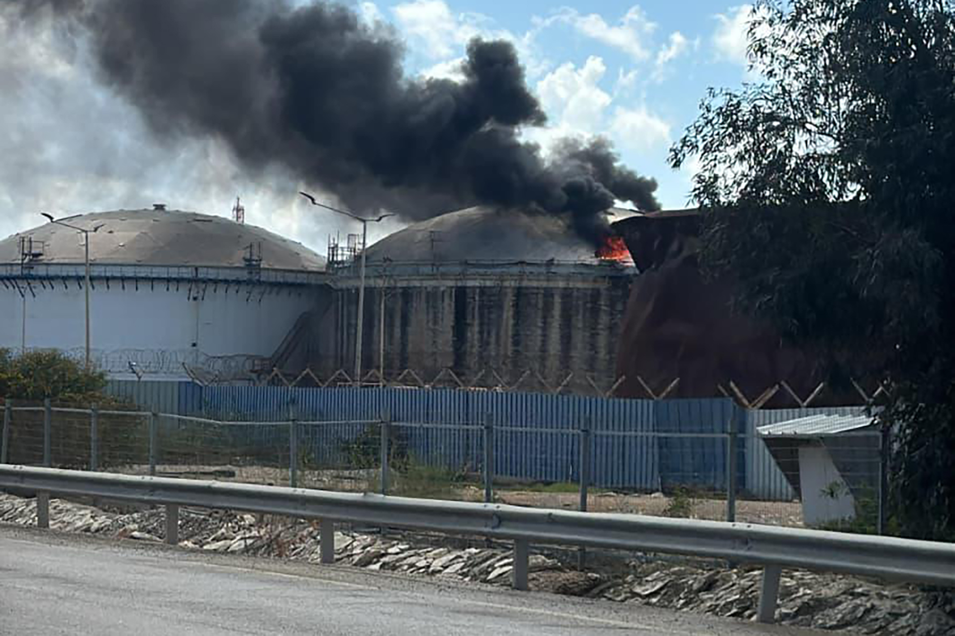 إسرائيل تنقل مصافي حيفا إلى الوسط والجنوب عقب الضربات الإيرانية