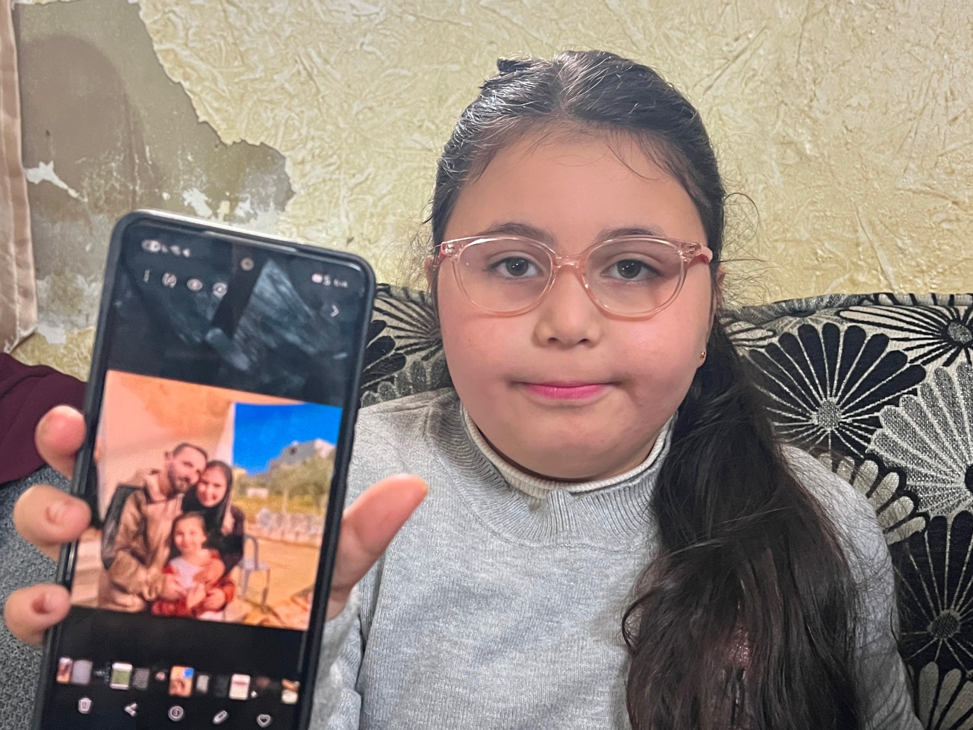 أطفال بلا أحضان.. حكايات من بيوت الأسيرات الفلسطينيات