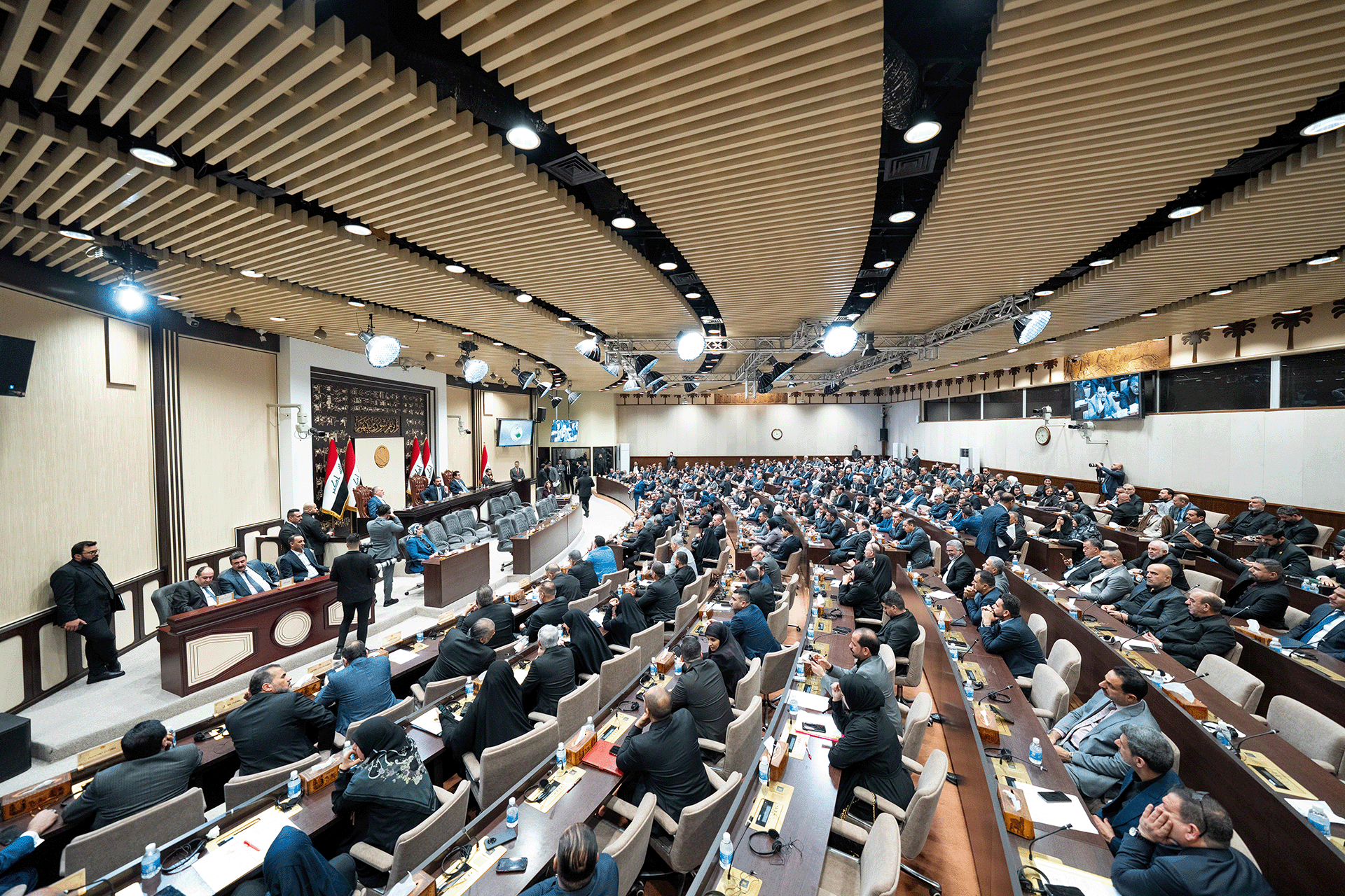 هل ينجح ساسة العراق في استكمال الاستحقاقات الانتخابية؟