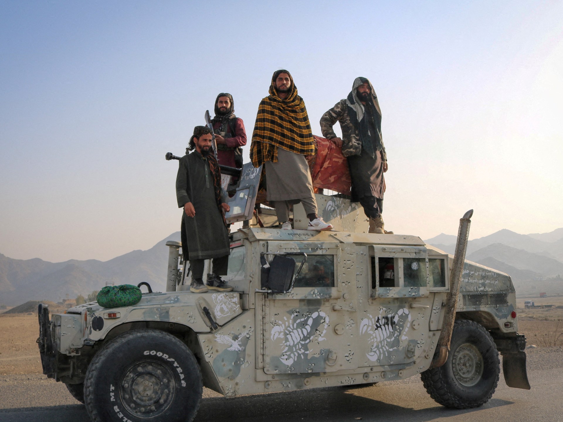 هدنة أفغانستان وباكستان "تحت الضغط" بعد قصف جامعة