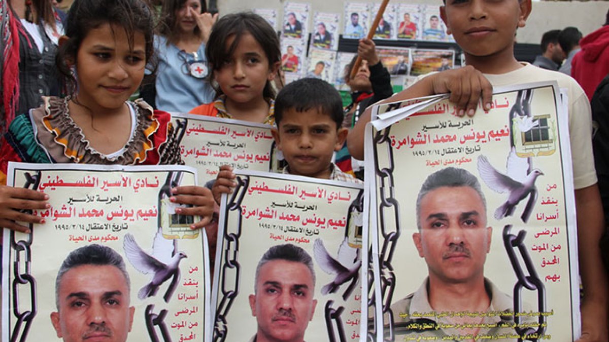 في يوم الطفل الفلسطيني.. دعوات للإفراج عن مئات الأطفال بسجون الاحتلال