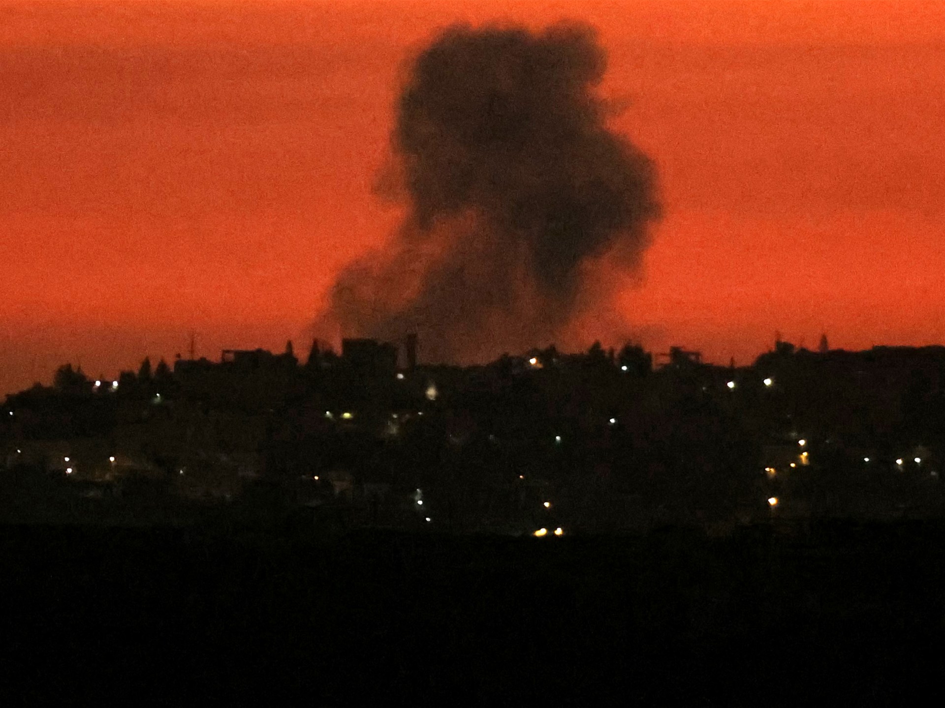 لغم "فك التماس".. هل تتحول هدنة لبنان إلى آلية أمريكية لنزع السلاح؟