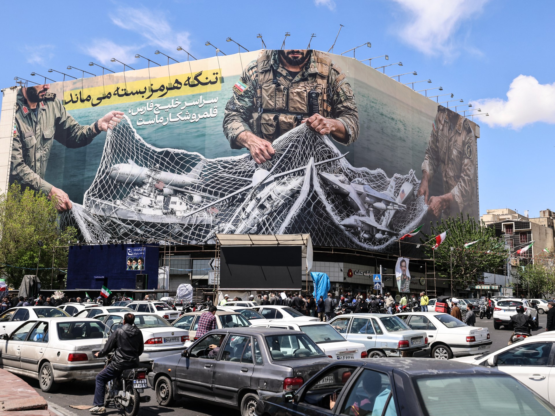 الحرس الثوري: دوامة قاتلة تنتظر الأعداء في مضيق هرمز