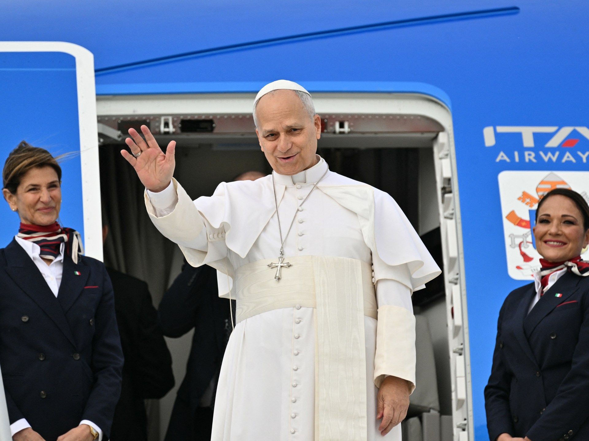 بابا الفاتيكان يبدأ زيارة تاريخية للجزائر