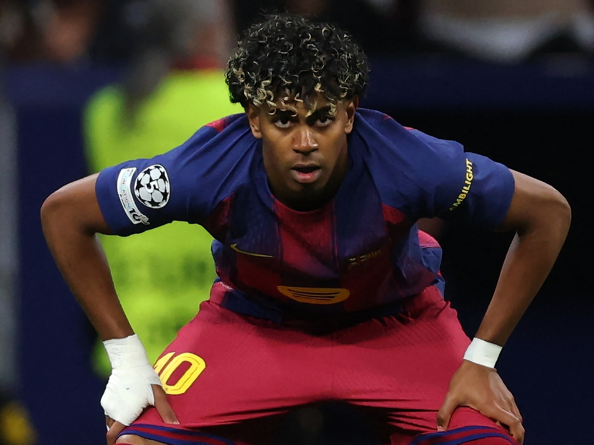 11 رقما قياسيا تقرب لامين جمال من الكرة الذهبية "القياسية"