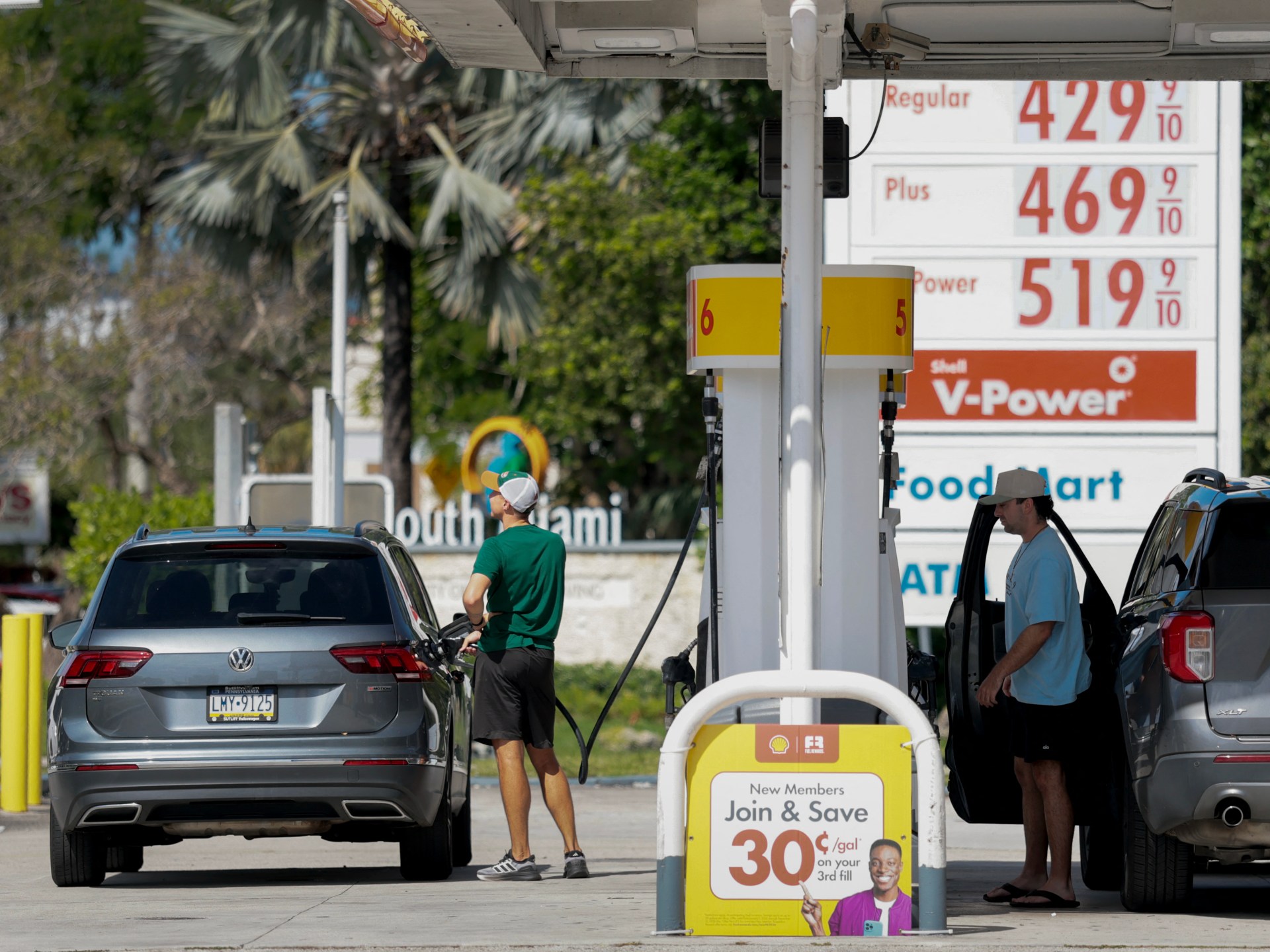 وزير: أسعار البنزين بأمريكا قد تبقى فوق 3 دولارات للغالون حتى 2027