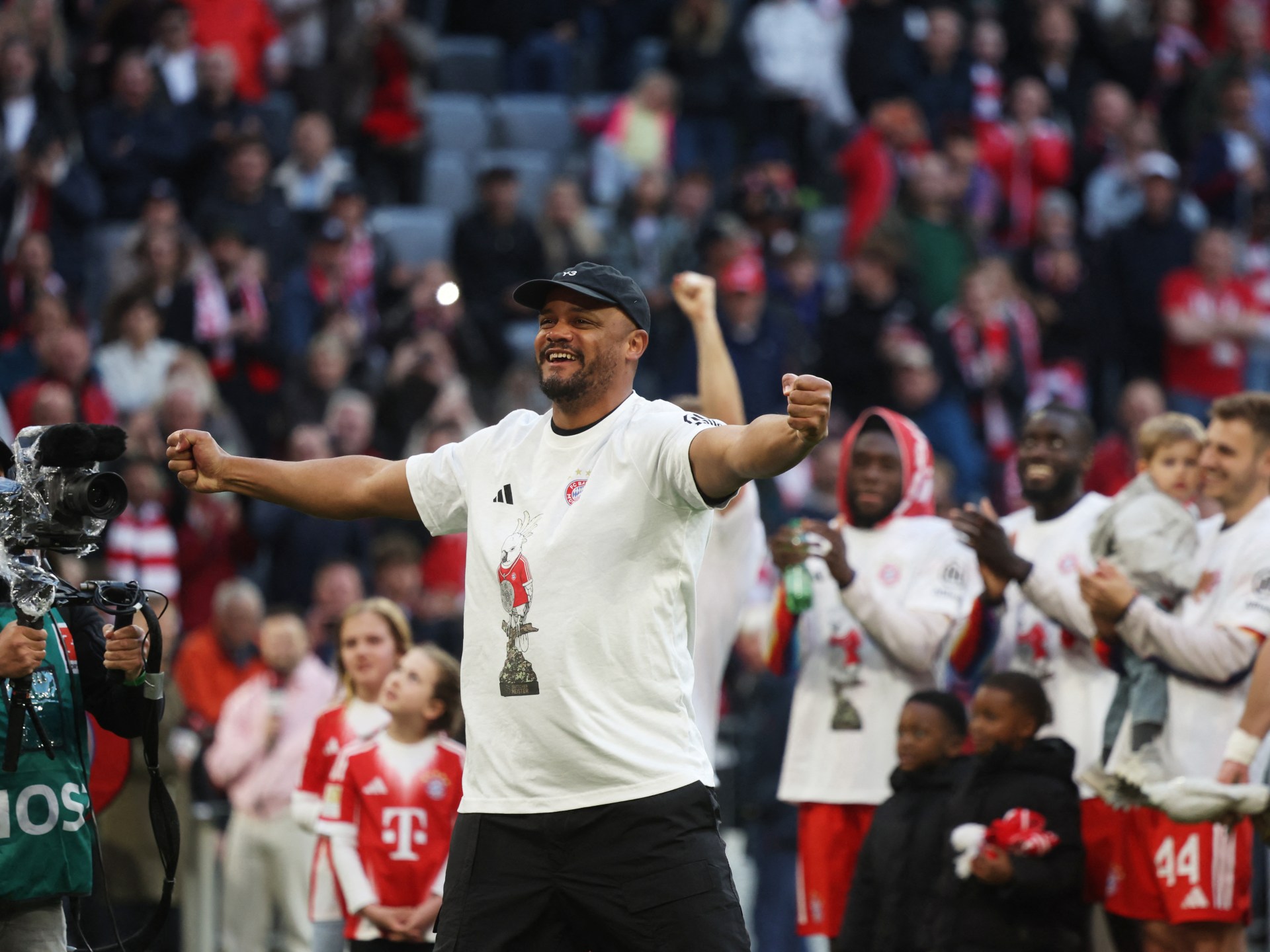 على خطى فينغر.. من هو كومباني الذي راهن عليه بايرن ميونخ؟