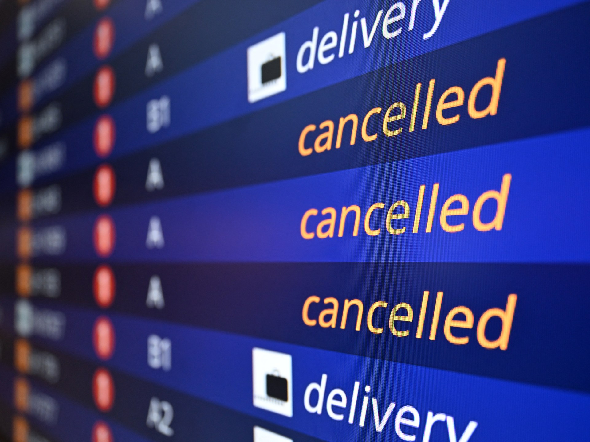 من مطارات العالم إلى مطابخ الهند.. قائمة ضحايا حرب إيران تتمدد