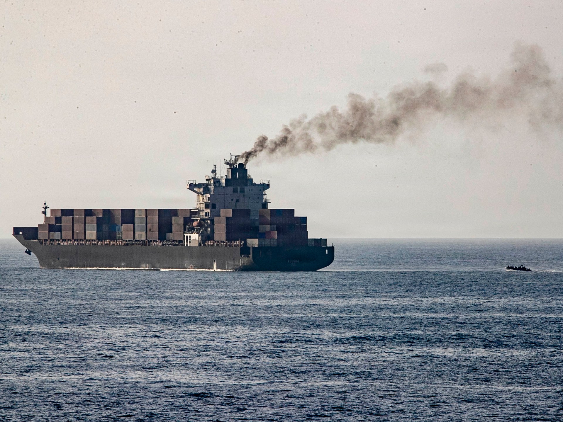 في ظل الحصار الأمريكي.. خيارات صعبة تواجه إيران بشأن تخزين النفط