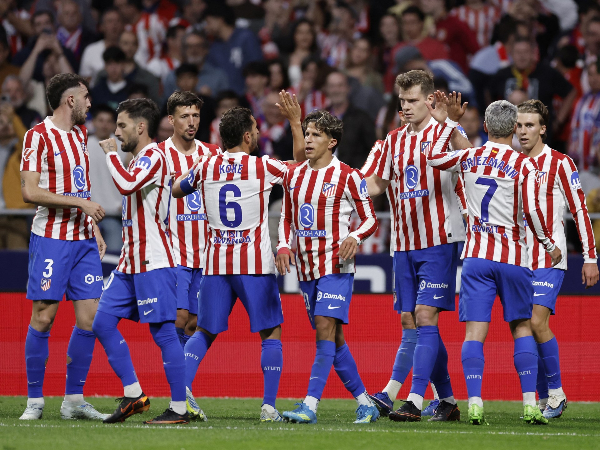 نجم أتلتيكو مدريد يرد على تقارير انتقاله إلى برشلونة