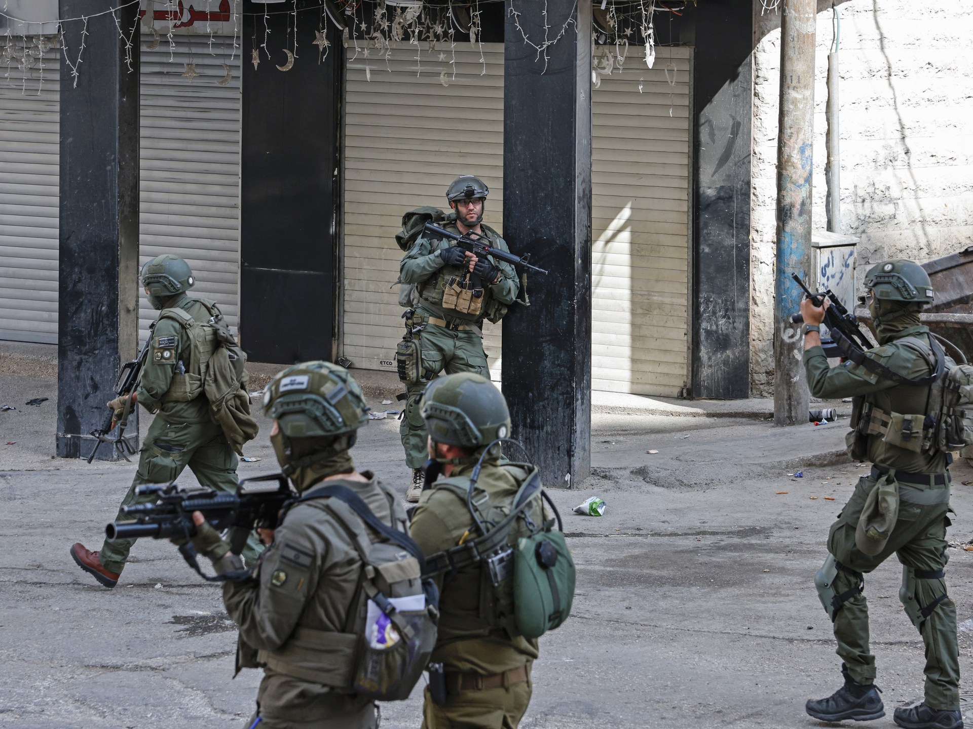 شهيد برصاص الاحتلال في سلواد واعتقالات واسعة بالضفة