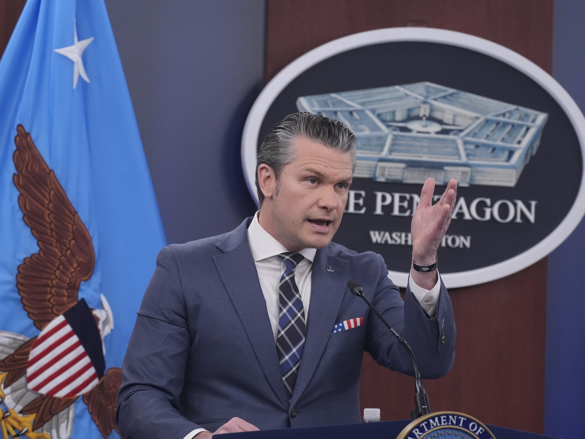 هيغسيث يقول إن الجنود الأمريكيين يقاتلون من أجل المسيح والبابا يرفض