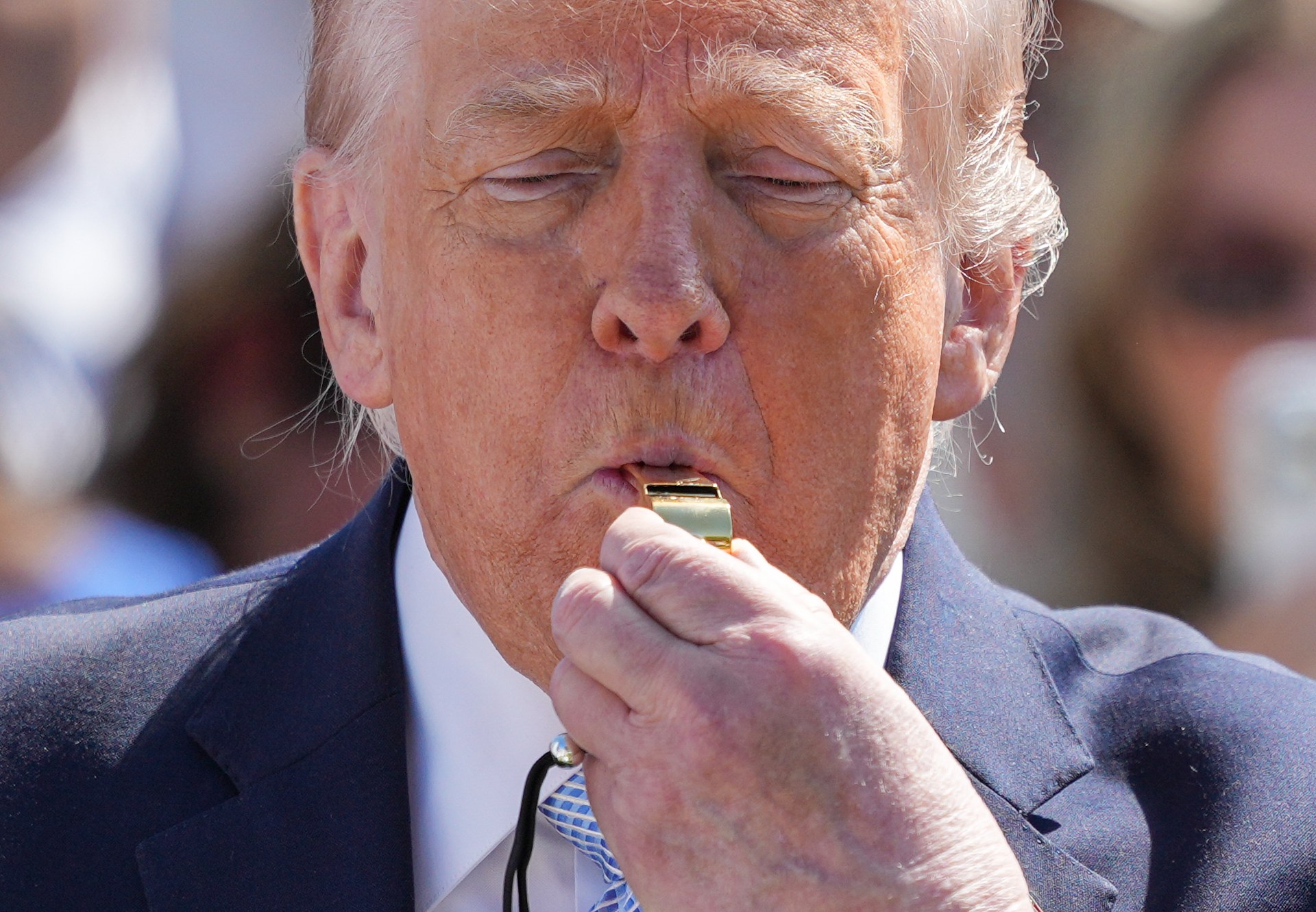 دعوات في الكونغرس للإطاحة بترمب وسط اتهامات خطيرة