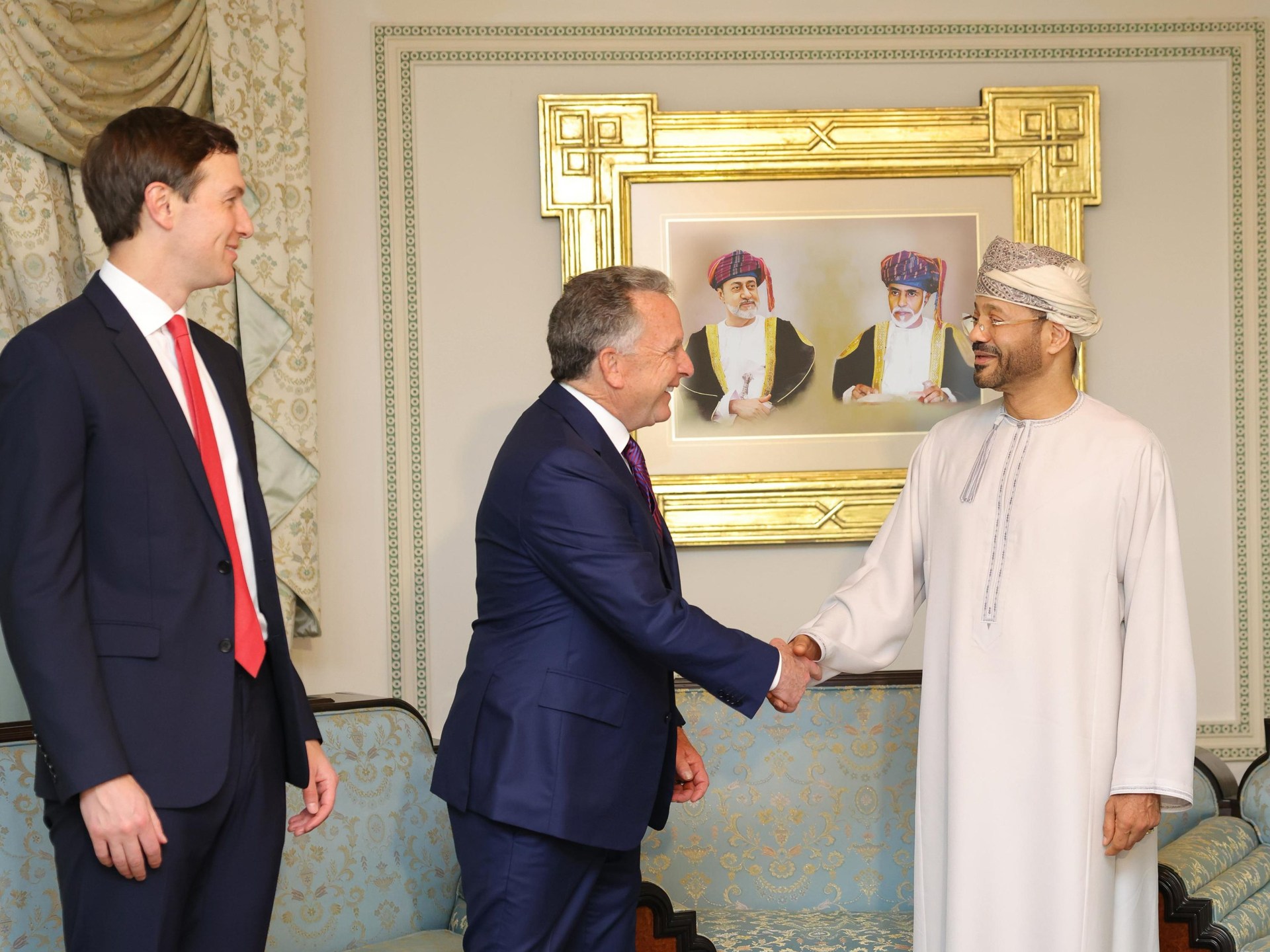 عُمان تدعو واشنطن وطهران إلى تقديم تنازلات مؤلمة