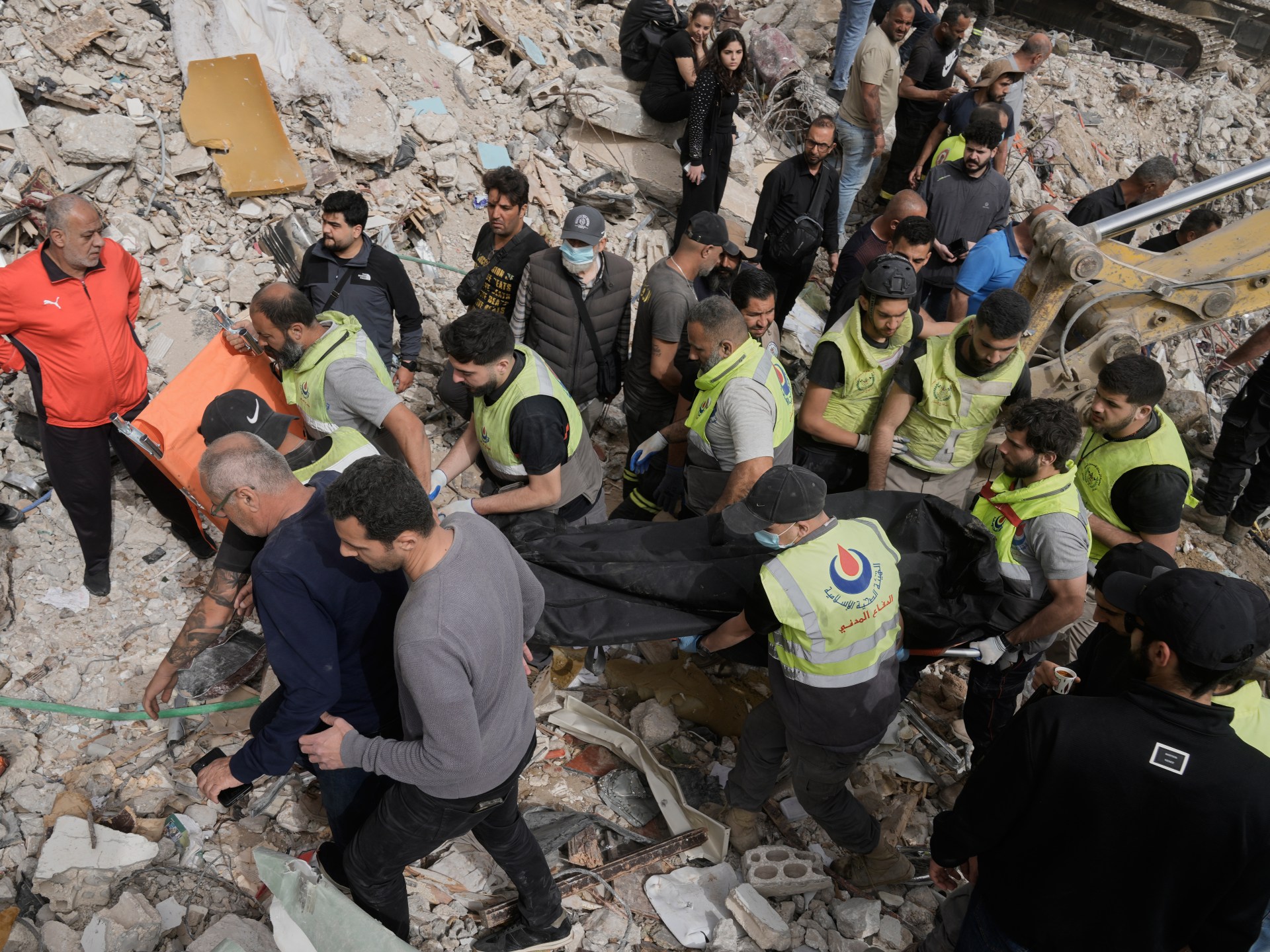 12 هجوما إسرائيليا على لبنان في ثاني أيام وقف إطلاق النار