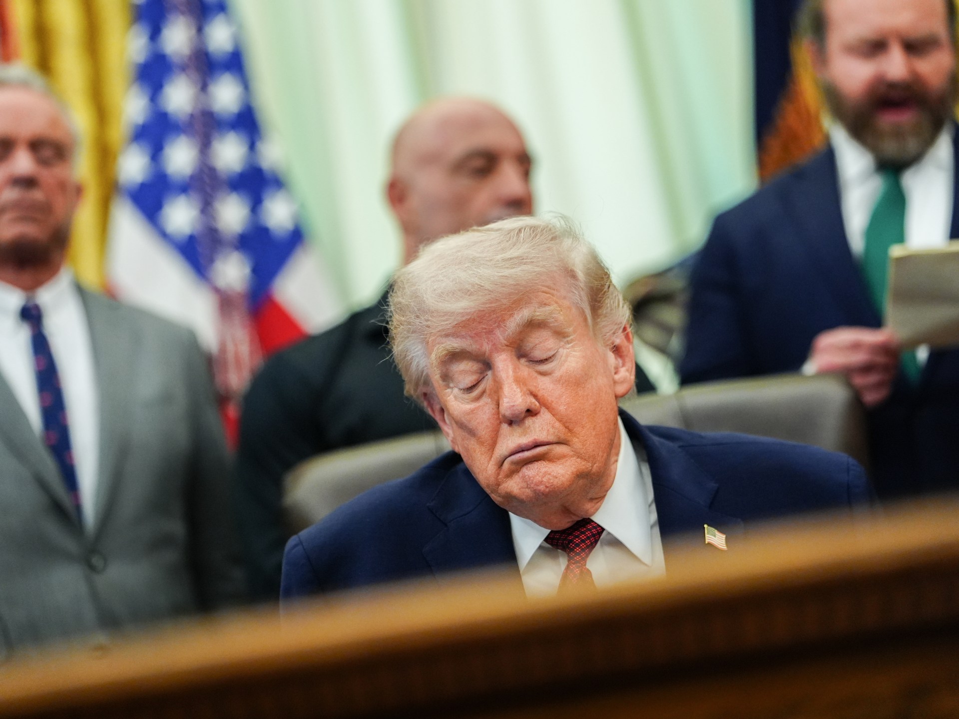 ترمب ومأزق إيران.. تهديدات متضاربة ومفاوضات بلا بوصلة