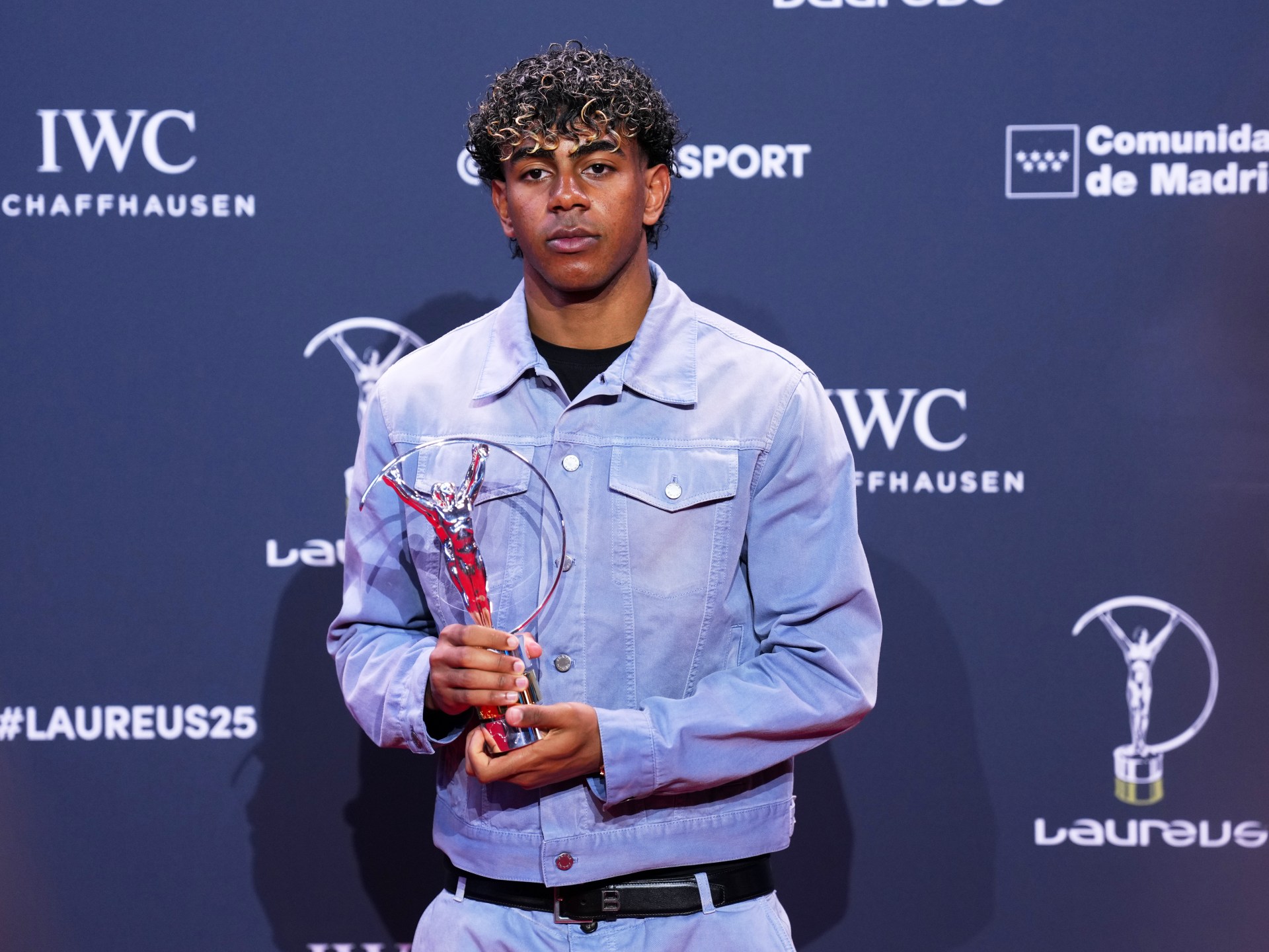 جوائز لوريوس.. ألكاراس ولامين جمال وسان جيرمان الأفضل لعام 2025