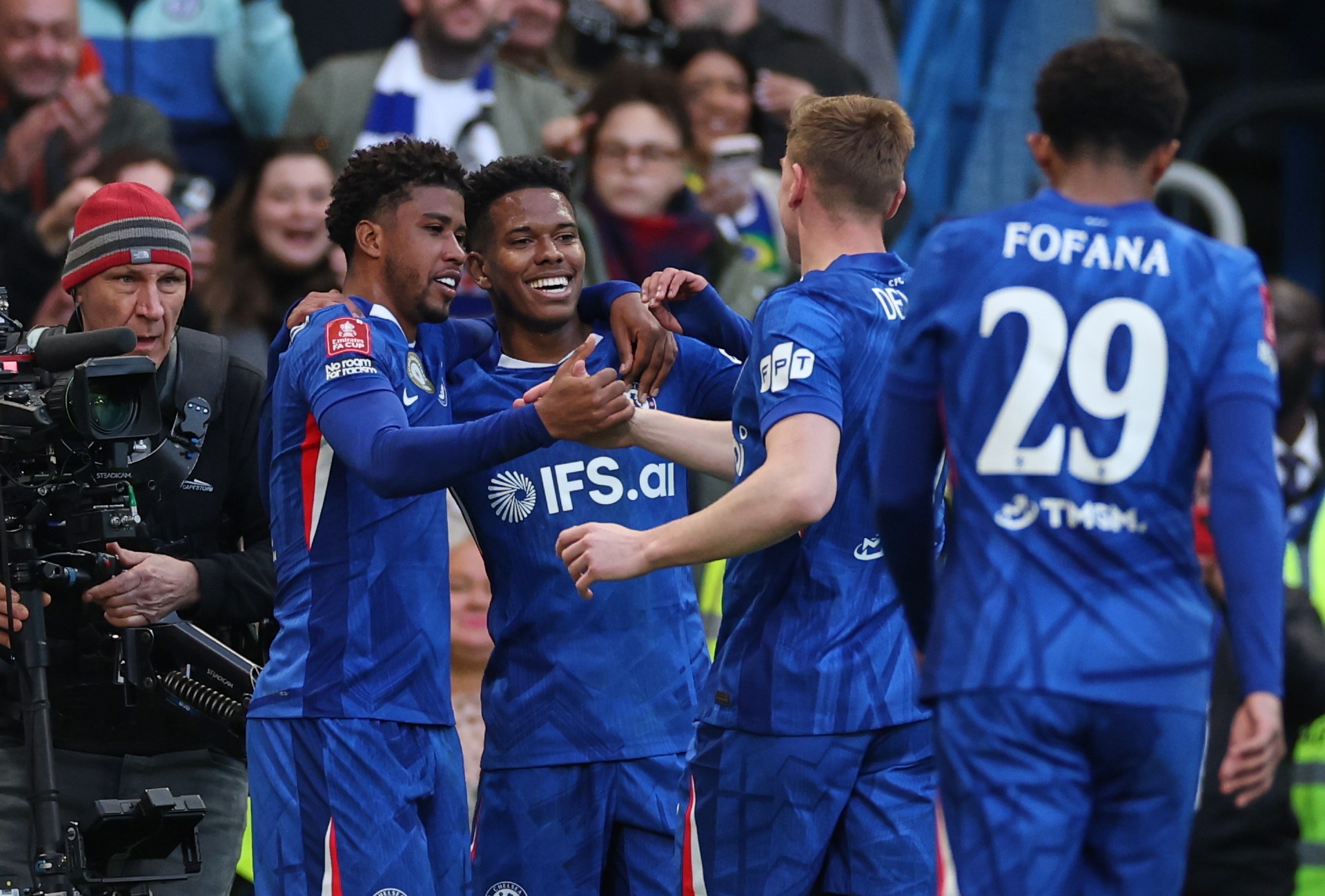 نجم تشيلسي المصاب ينعش حظوظ نيمار في لعب مونديال 2026