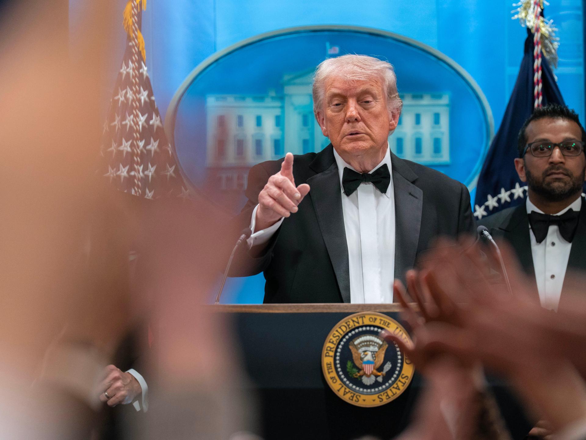 مفاوضات إيران تتعثر.. هل يجد ترمب نفسه بين حصار هرمز وخيار التصعيد؟