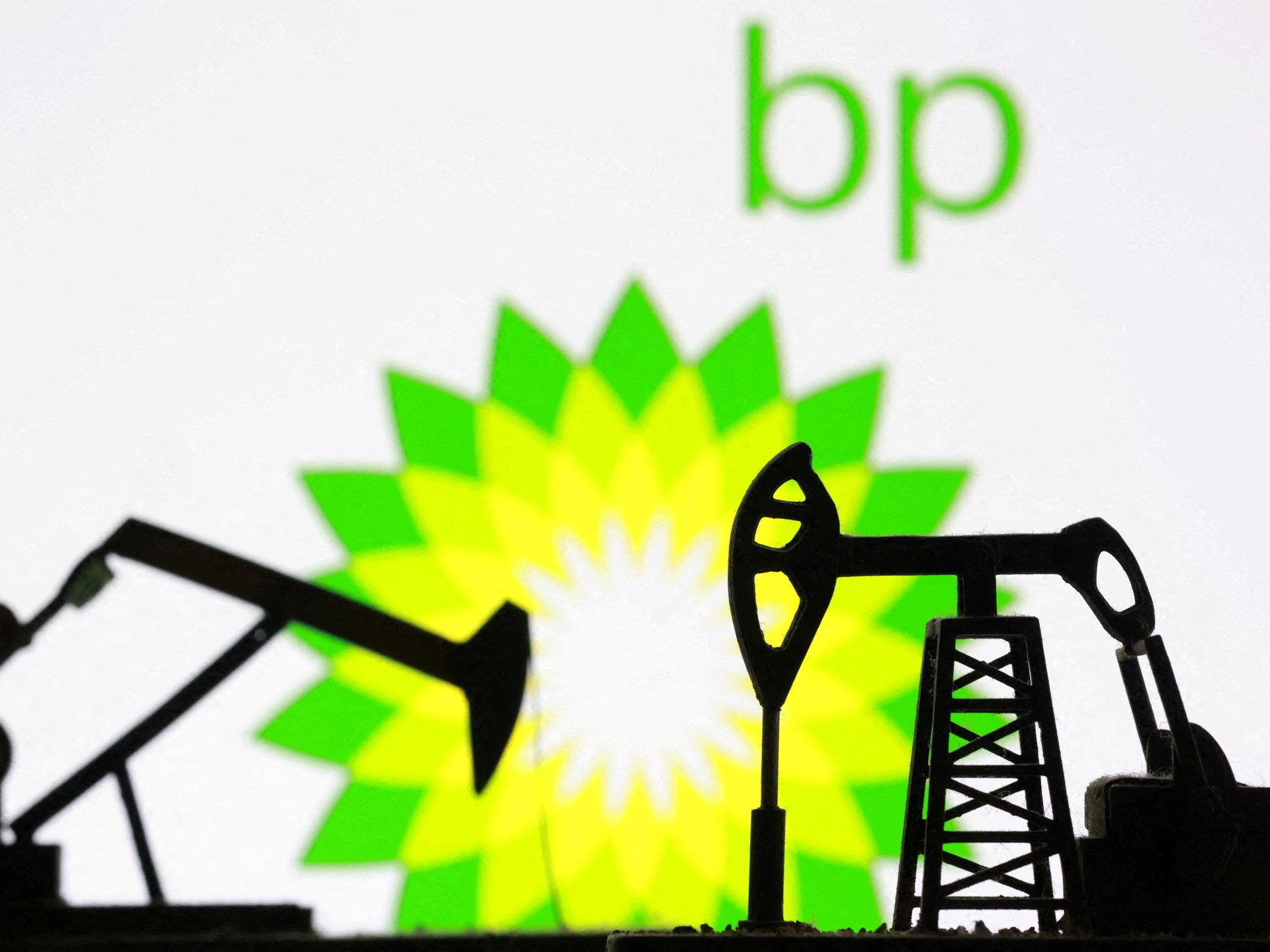 بريتيش بتروليم تعلن "أرباحا استثنائية" مع ارتفاع أسعار النفط