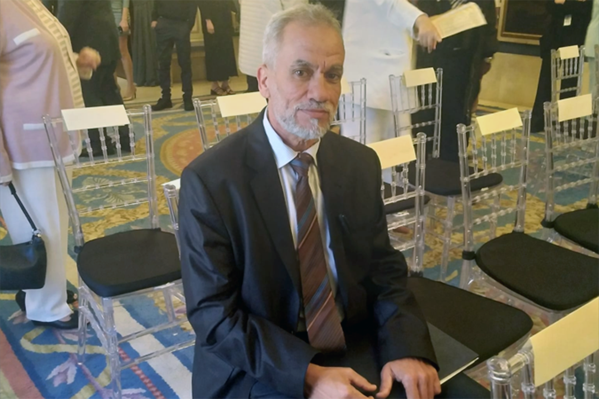 روايات ليبية مشفرة.. محمد الزروق ينقل الكلاسيكيات إلى اليافعين وعالم البلوكتشين