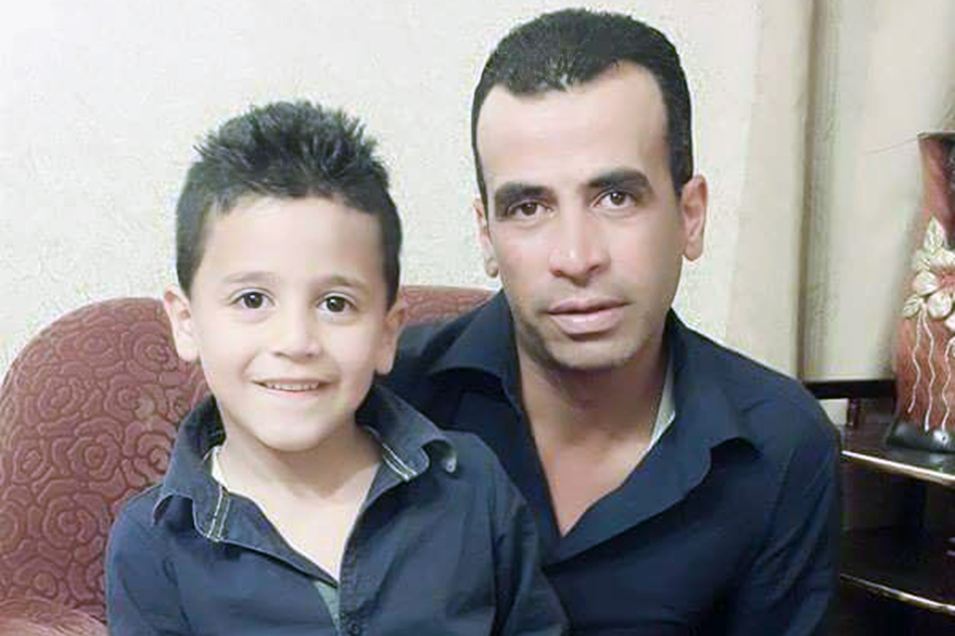 مستوطنون يقتلون تلميذين فلسطينيين أحدهما قتلوا والده قبل سنوات