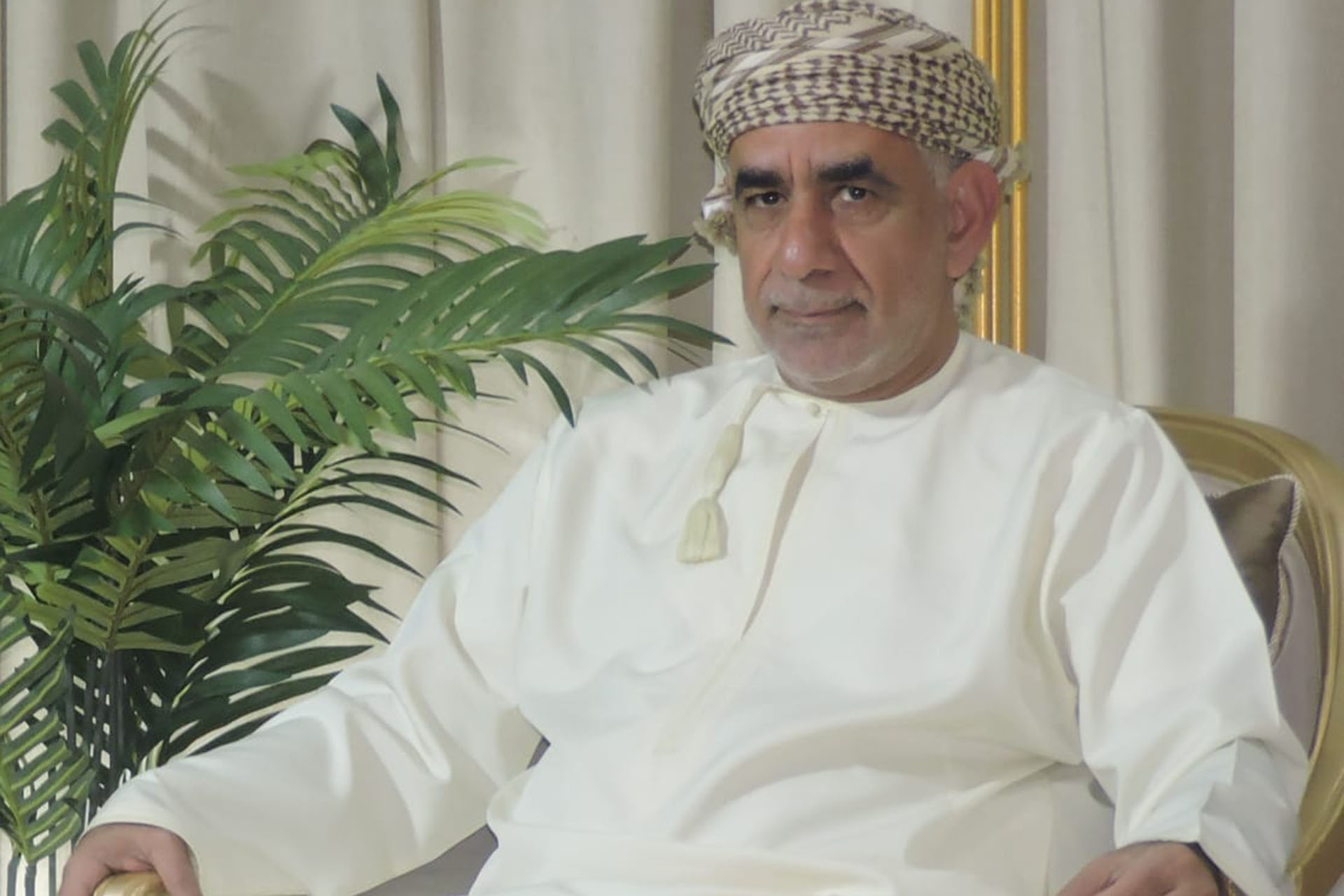 تحولات ريف مسقط وعُمان.. "شيكاغو" تتوّج محمود الرحبي بجائزة "الملتقى"