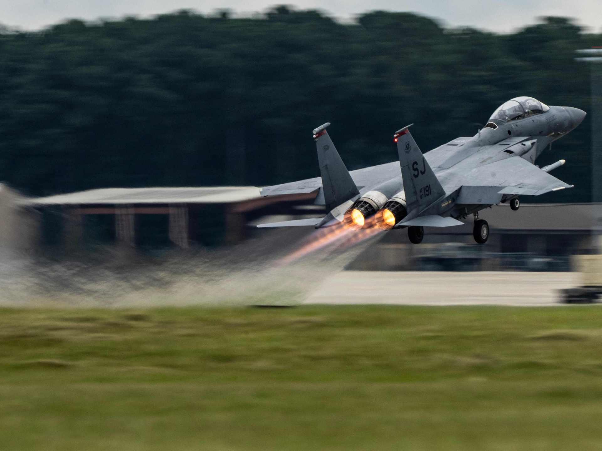 ماذا حدث فعلا في عملية إنقاذ الطياريْن الأمريكييْن بإيران؟