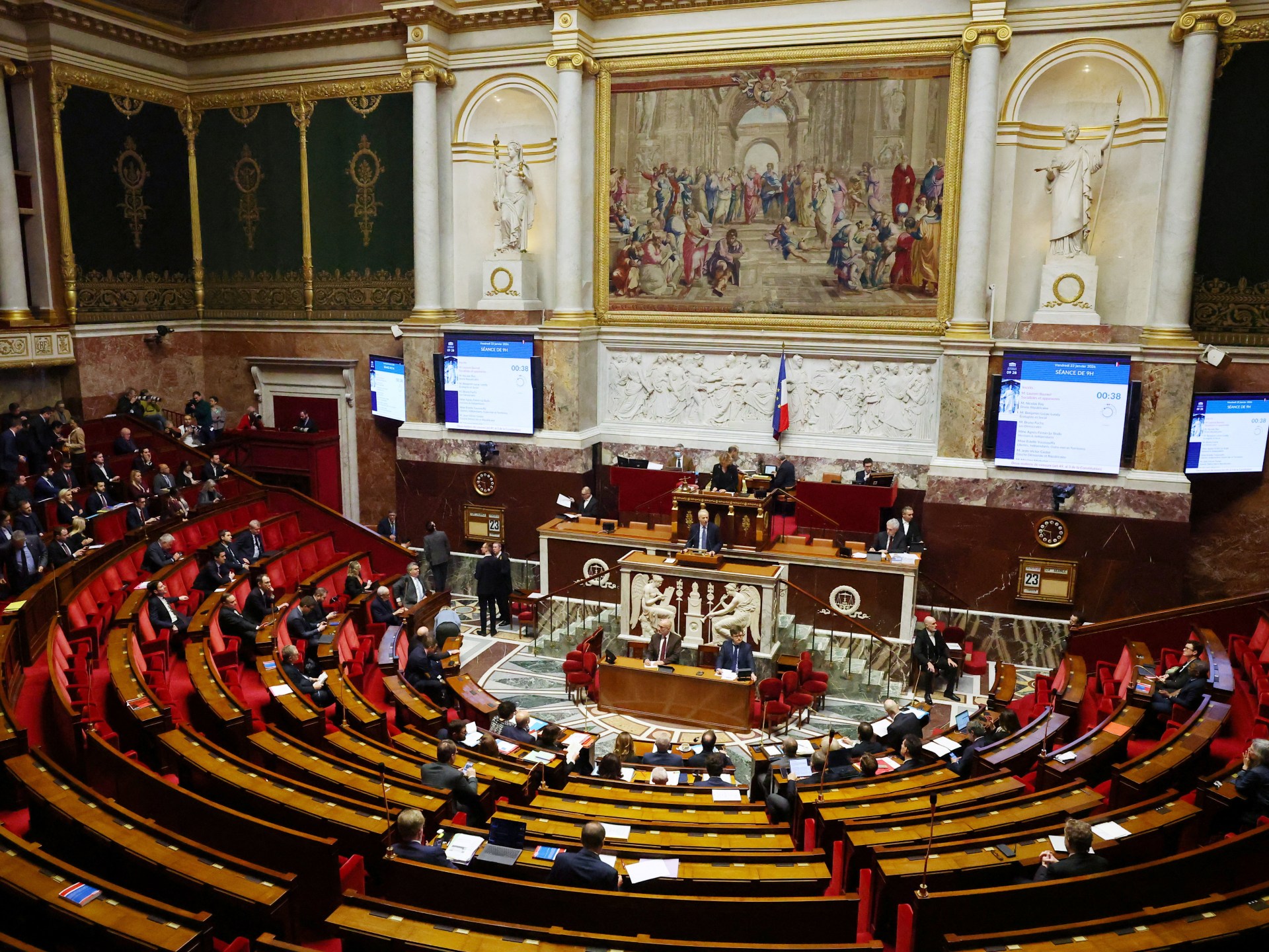 تعريف جديد لـ"معاداة السامية".. ماذا نعرف عن مشروع قانون "يادان" في فرنسا؟