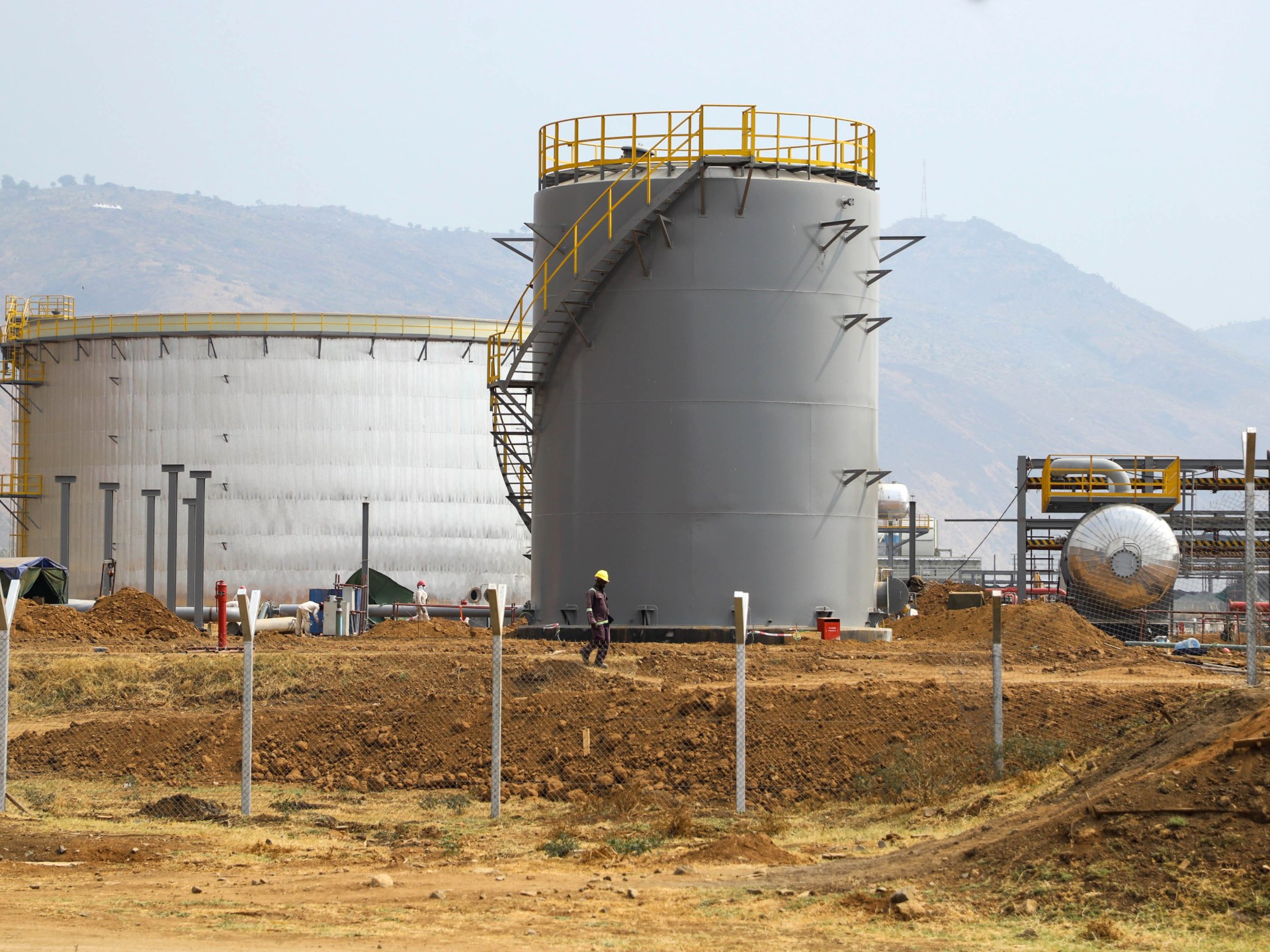 بلومبيرغ: حرب إيران تفتح شهية المستثمرين على طاقة أفريقيا